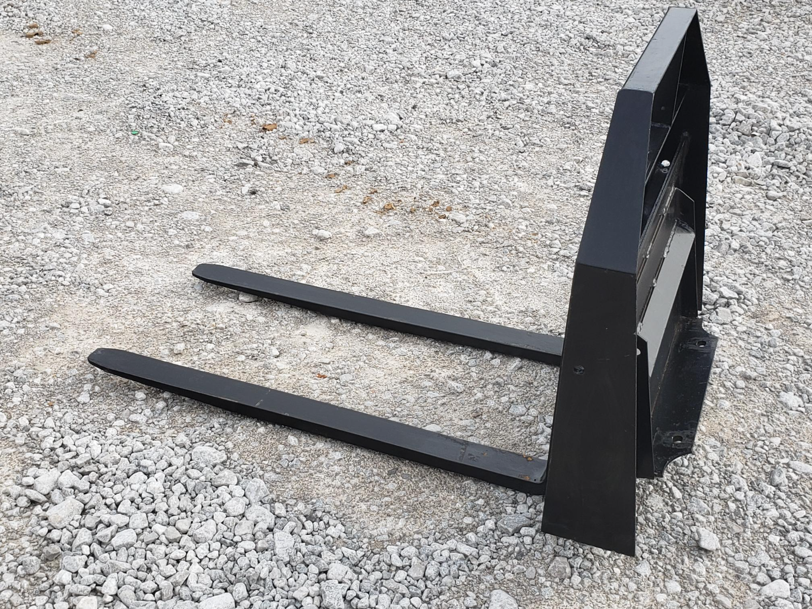 42" 2,200 Pound Pallet Forks For Toro Dingo Mini Skid Steer - Ships $199