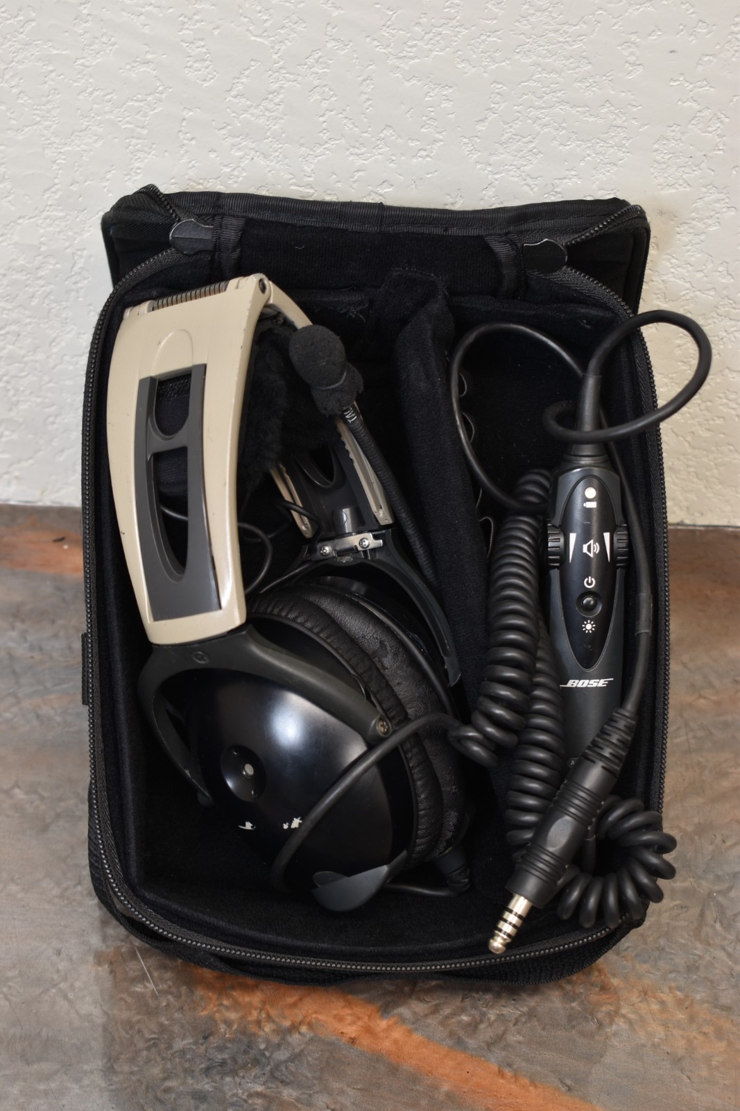 Lot of 9 Bose AHX/ANR Aviation A10 Headset AHX-32-02 Pilot Noise Canceling