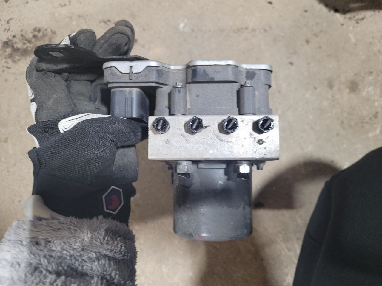 Anti-Lock Brake Part Actuator And Pump Assembly Fits 20-22 COROLLA 1924114