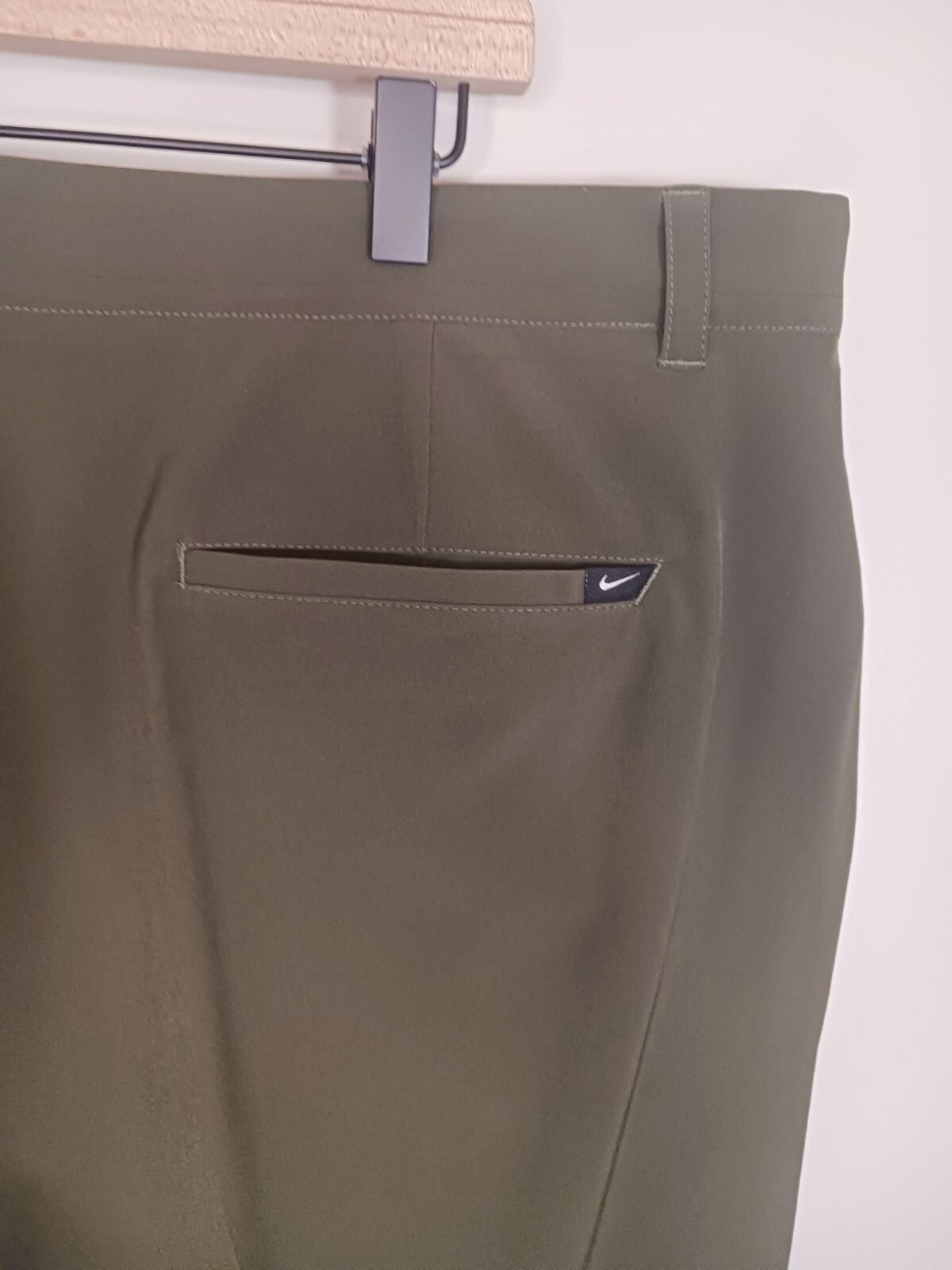 Nike Golf Standard Fit Dri-Fit Athleisure Stretch Green Men's Shorts Size 40