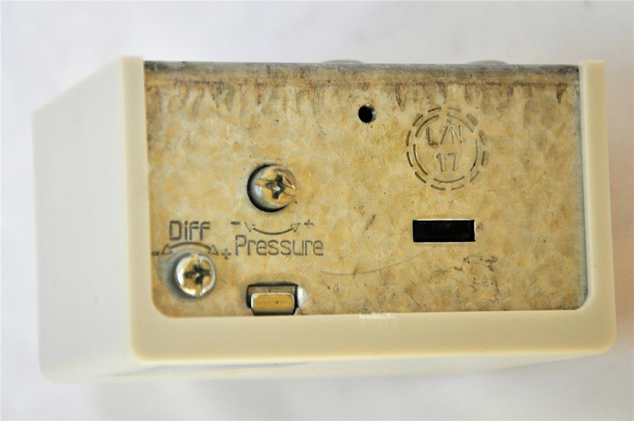 Vacuum Pump Pressure Control Switch: Workshop Factory Automation Modulator New