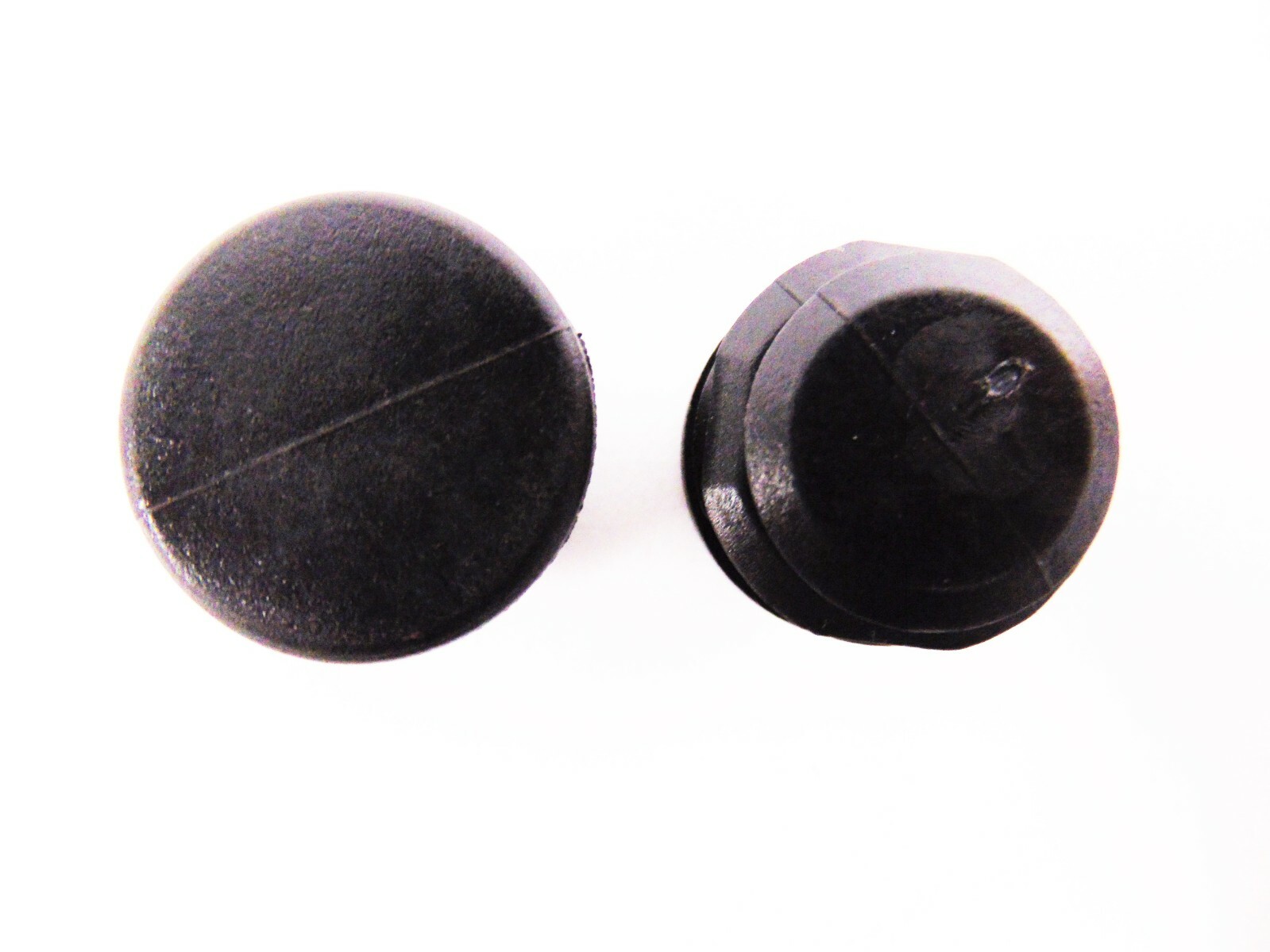 OEM Arctic Cat Snowmobile Spindle Caps 1 Set of 2) 0623-831 READ LISTING