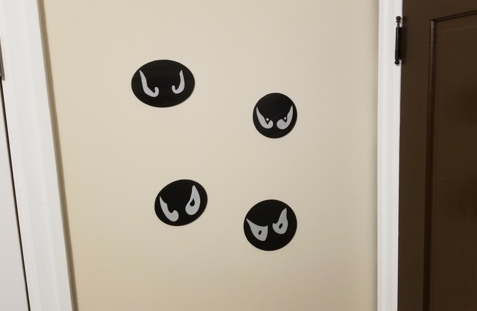 Haunted Mansion Ride Inspired Glow in the Dark Eyes Prop - Set of 4