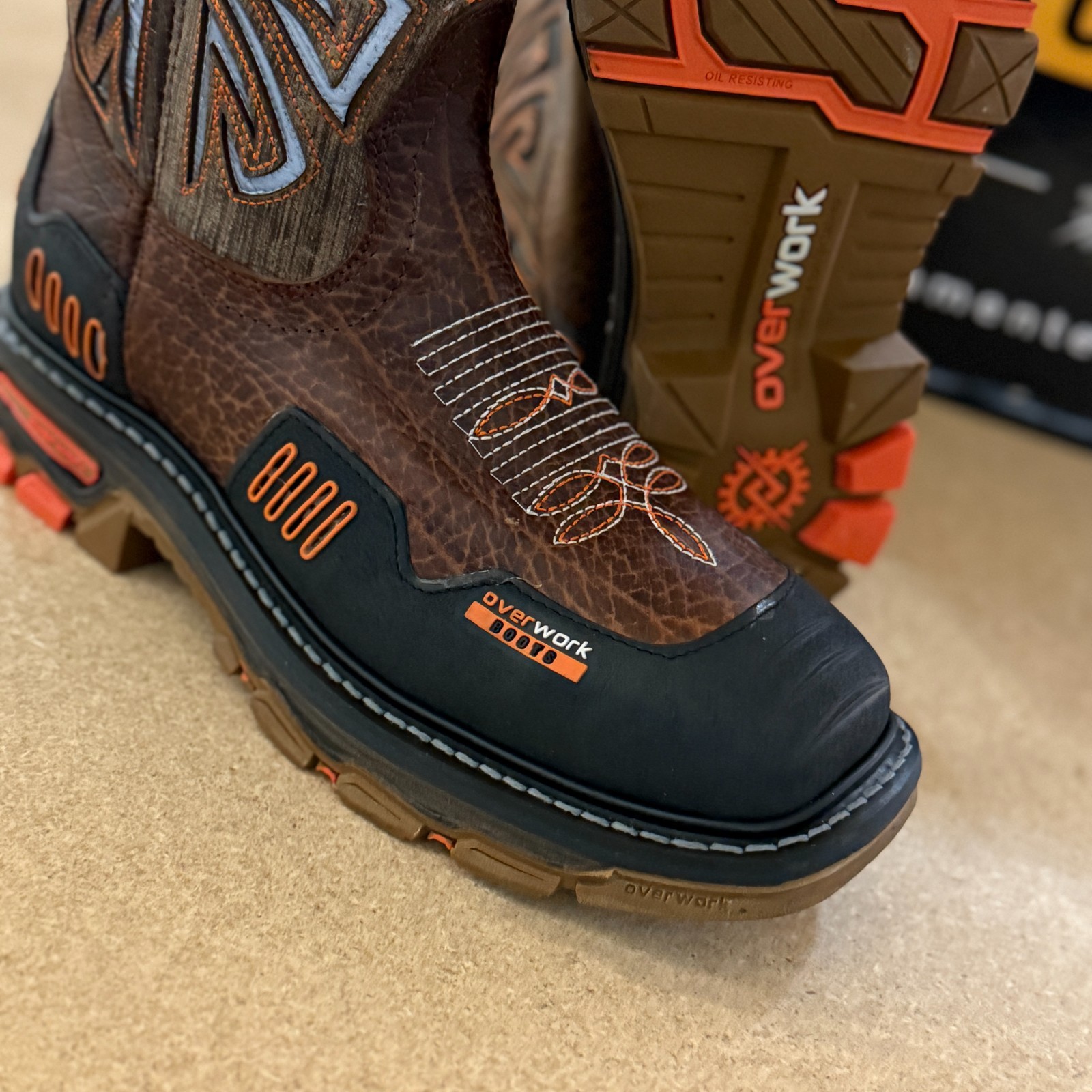 MEN'S WORK BOOTS WITH MUDGUARD SOFT TOE SQUARE TOE WESTERN RANCH HEAVY DUTY BOTA