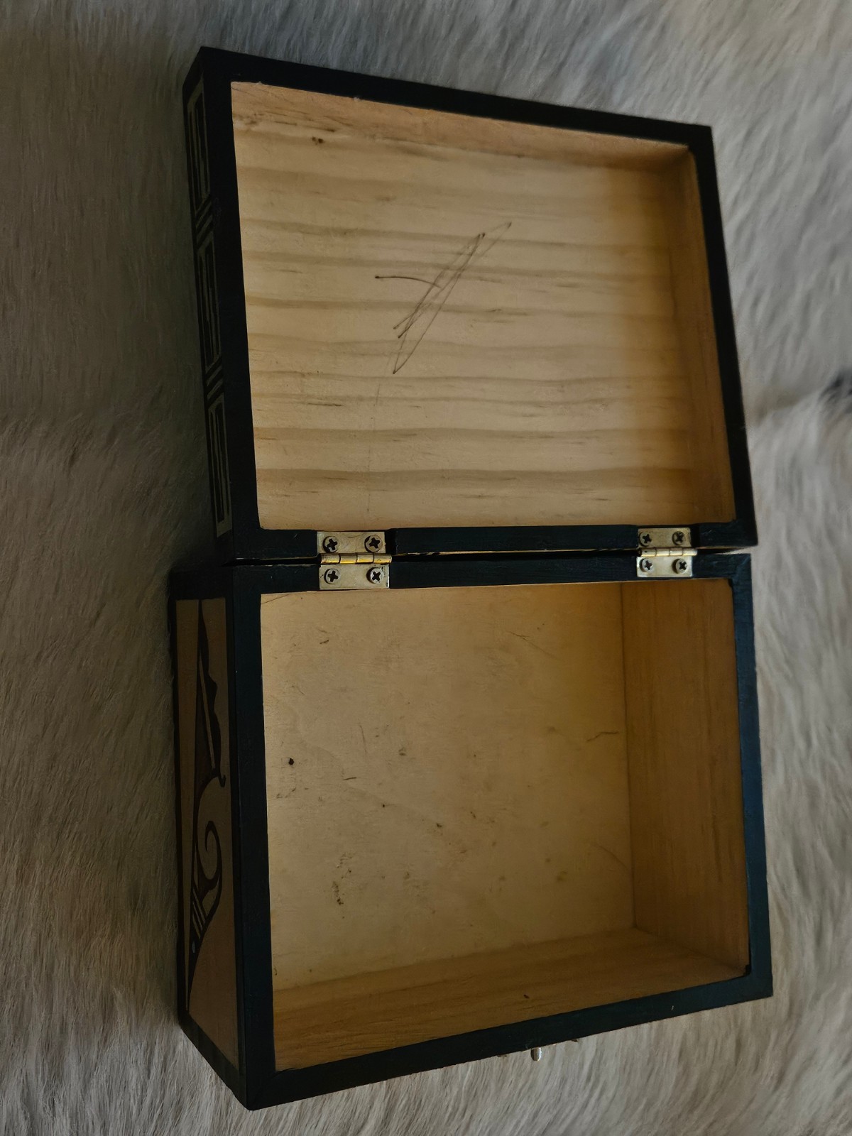 Native American Wood Keepsake Box by K. Leekela, Zuni Pueblo 6x5x3.5