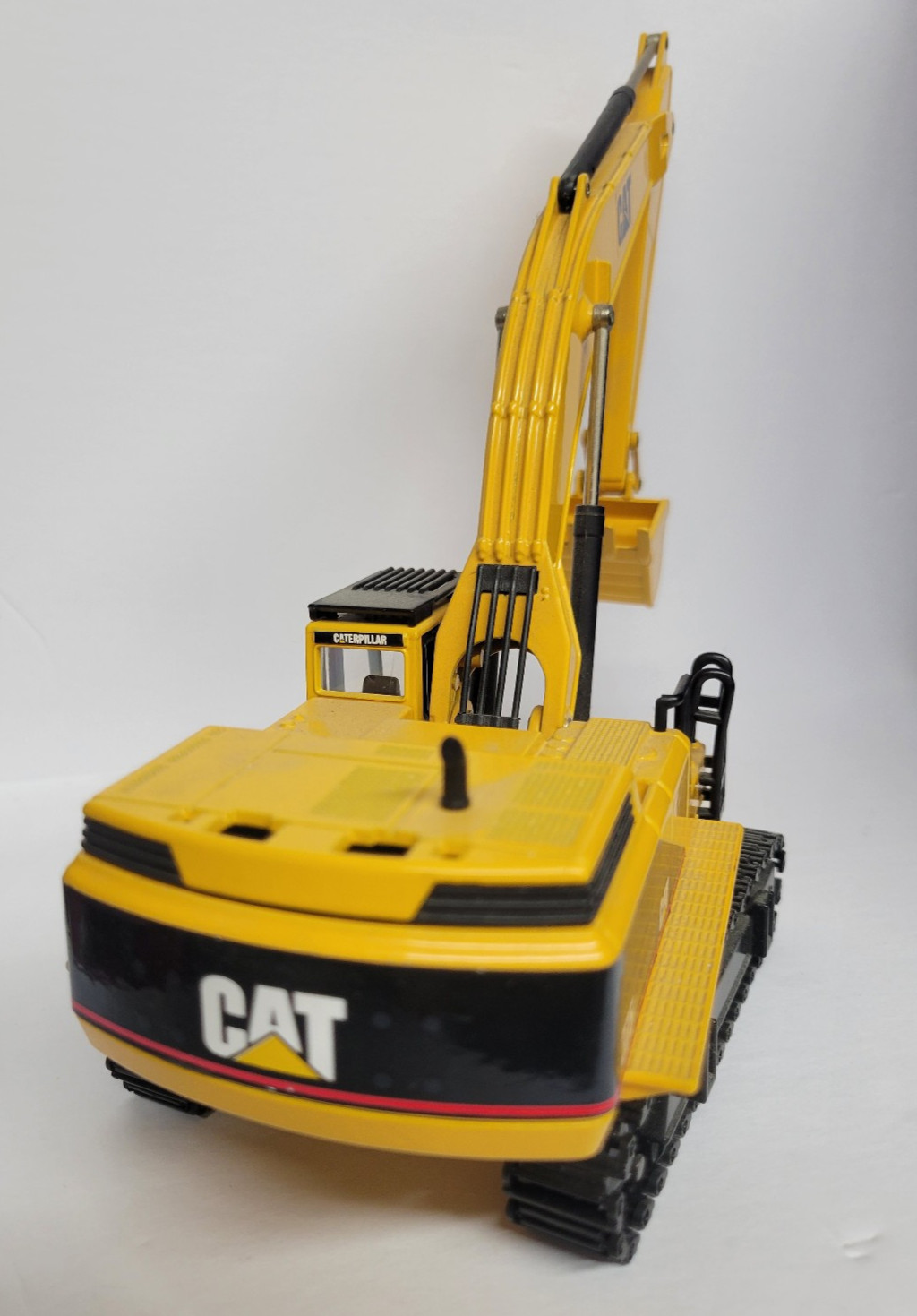 Caterpillar Cat 375 1/50 Diecast Excavator JOAL #189