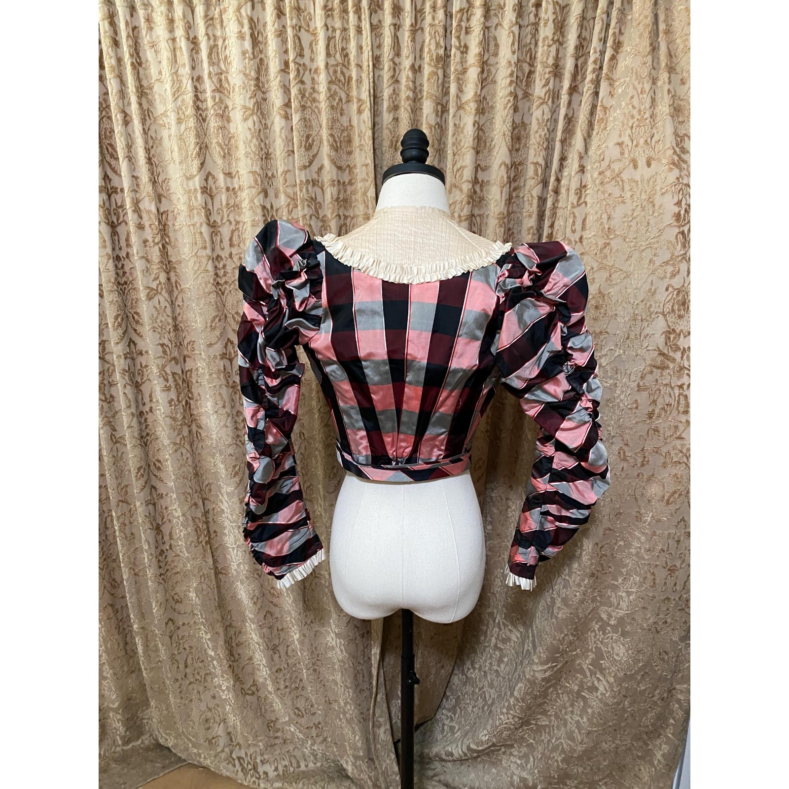 Victorian bodice, circa late 1890s. Checkered Boned interior. Puff Sleeves