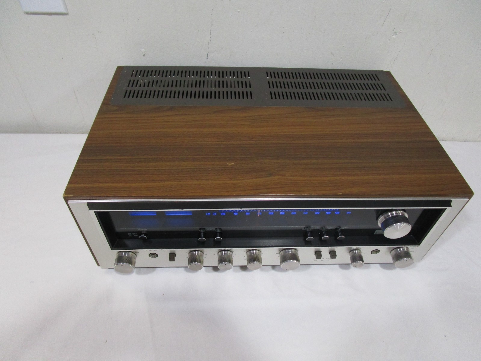 Nice Sansui 6060 Stereo Receiver w/ LED Upgraded Lamps ------------------- Cool!