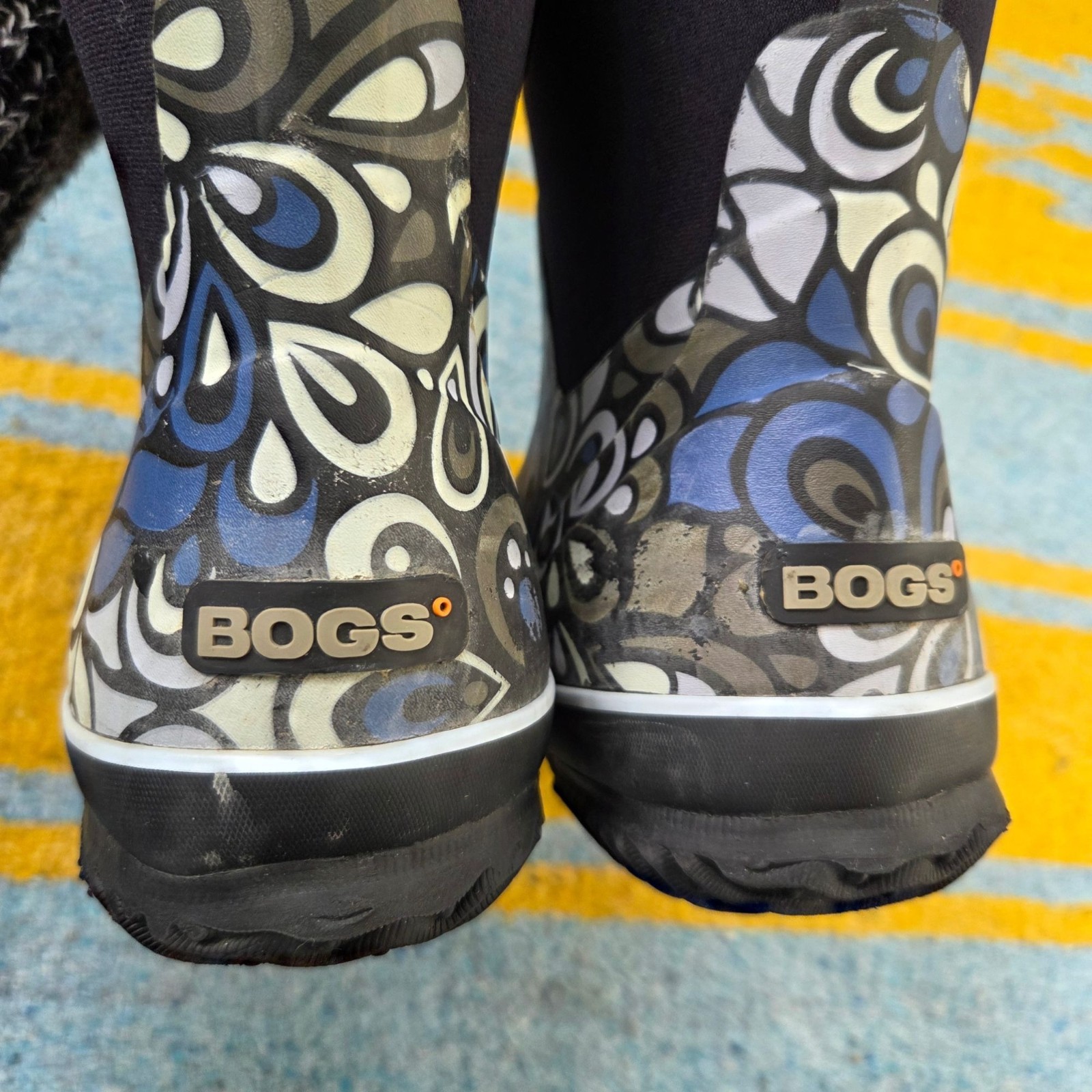 Bogs Women's Classic Mid Vintage Rain Snow Boots Size 7