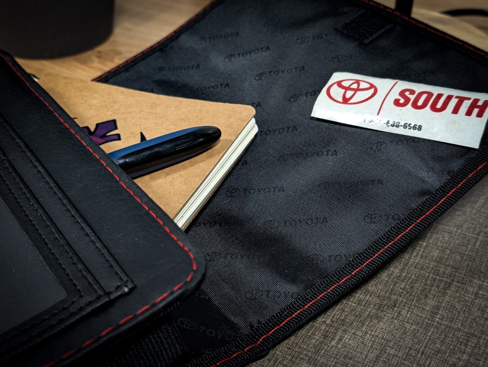 NEW GENUINE TOYOTA OEM OWNERS MANUAL DOCUMENT HOLDER PORTFOLIO BLACK LEATHER