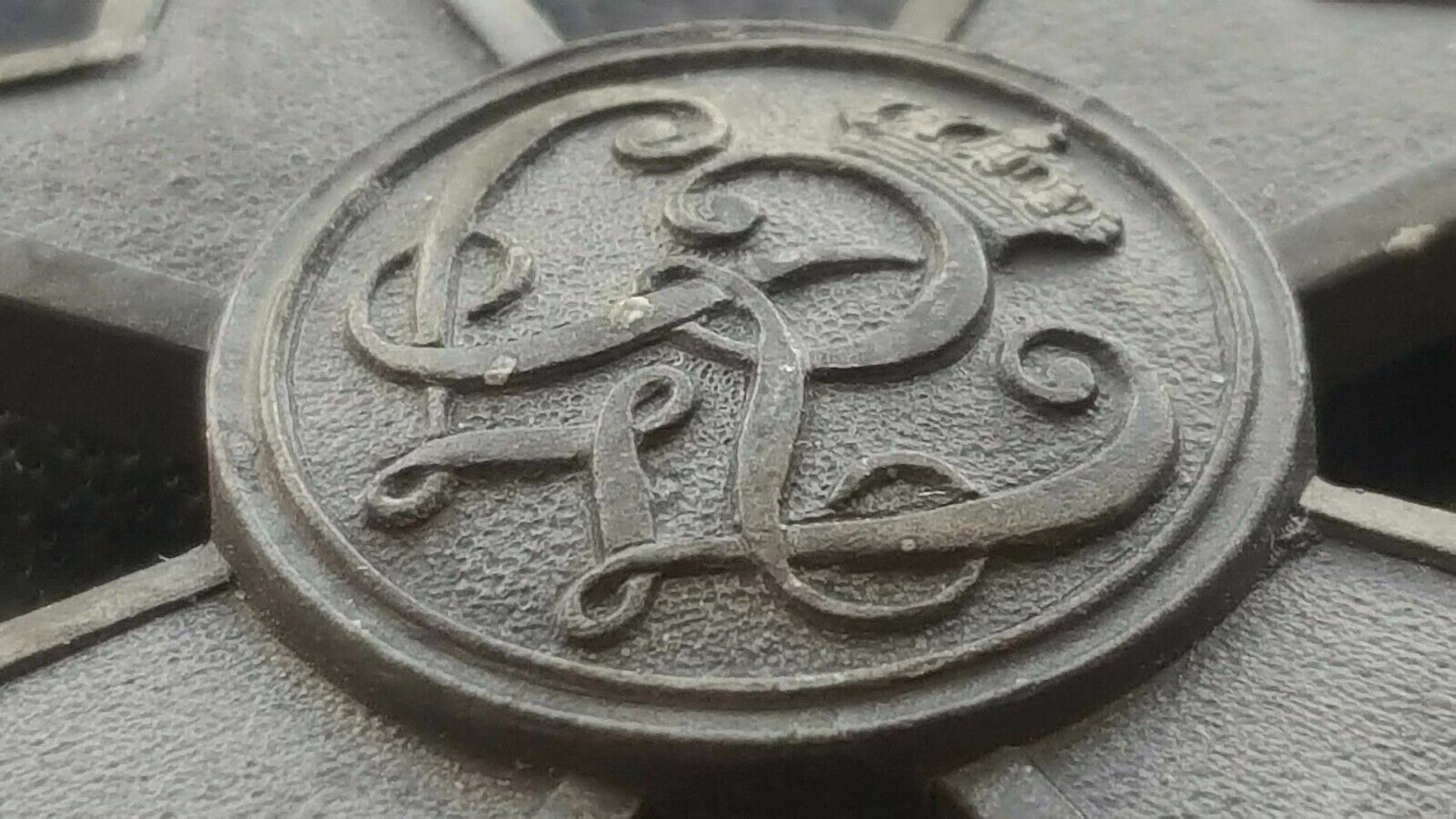 ✚9598✚ German Prussia WW1 Merit Cross for War Aid Kriegshilfe Kreuz medal