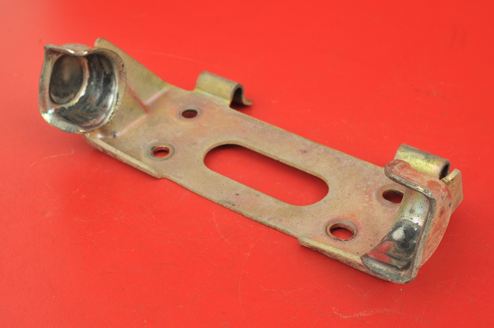 1986 Honda TRX250R TRX 250R Seat Mount Bracket Latch Tank Holder