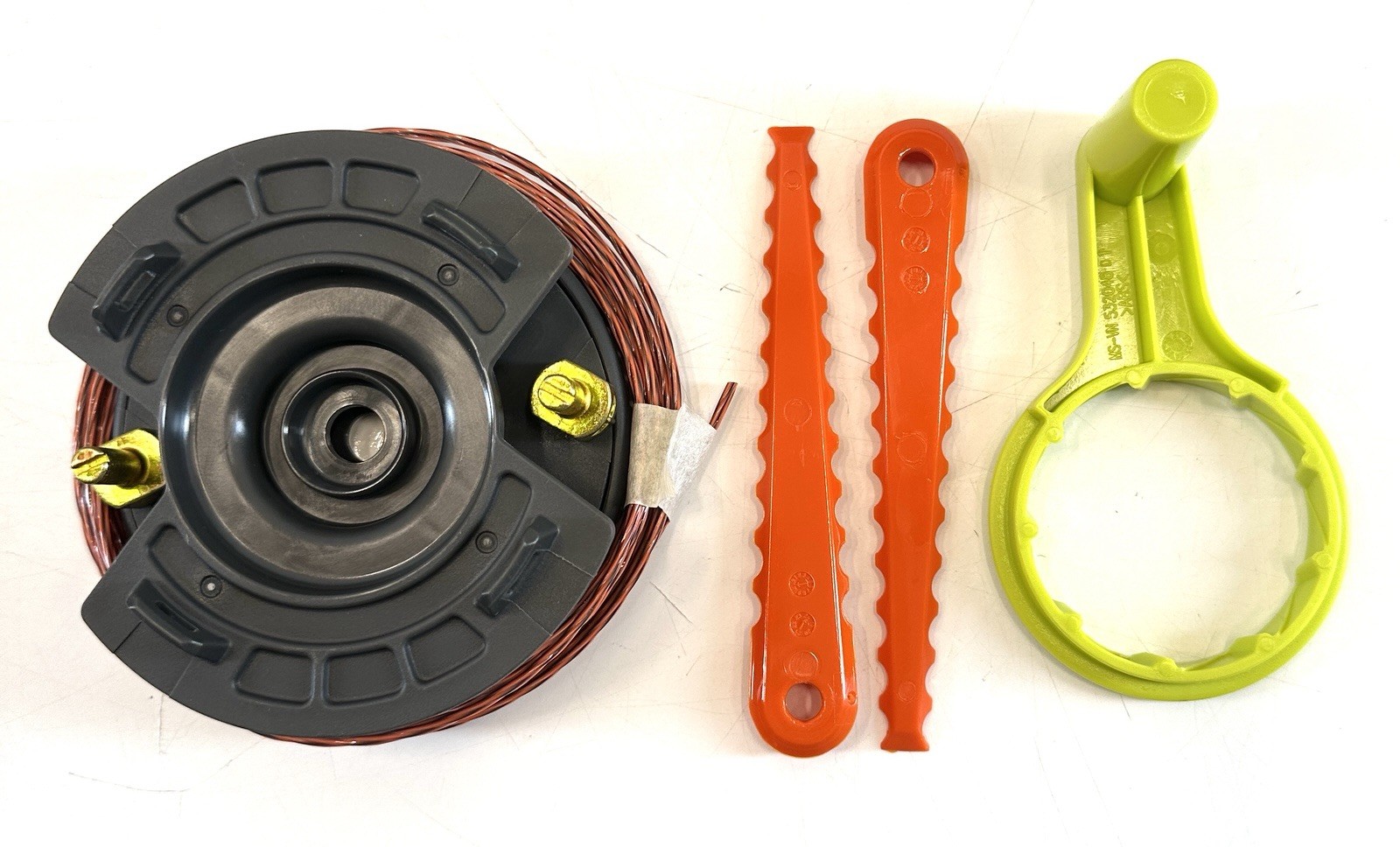 Ryobi 40V HP 650 CFM Blower & 16 in String Trimmer W/ 6 Ah Battery RY40HPCK201K