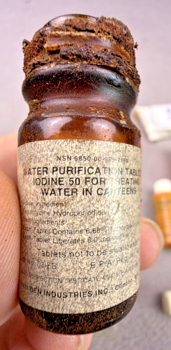 Vintage Military First Aid Kit Case And Contents 6545-01-094-6136