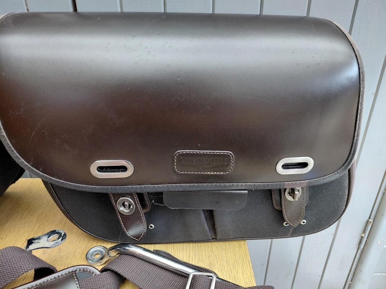 Triumph Bonneville T120 T100 Leather Waxed Luggage Panniers + Rails Brown