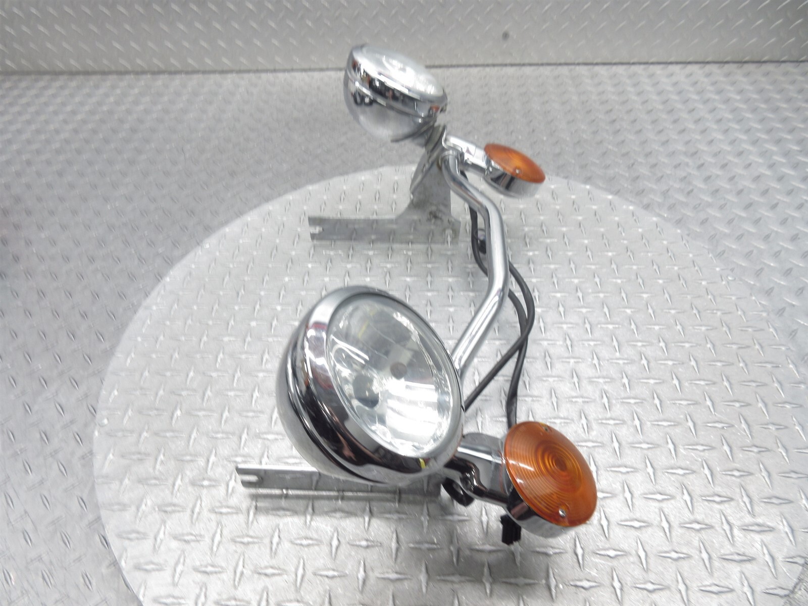 2011 Harley Electra Glide Classic FLHTC Front Fog Turn Signal Light Bar Bracket