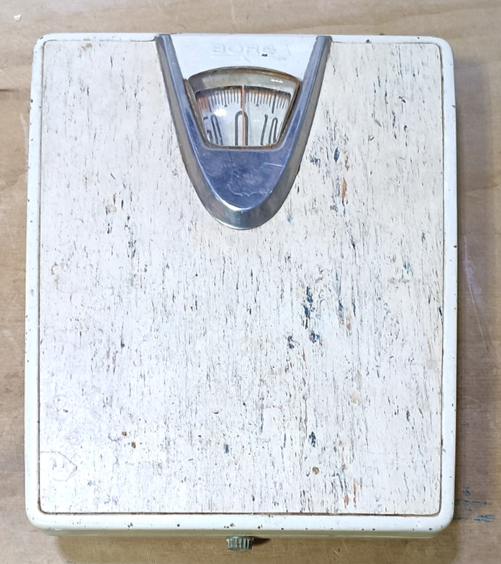 Vintage BORG Bathroom Scale - 1950s Working, fully functional & accurate