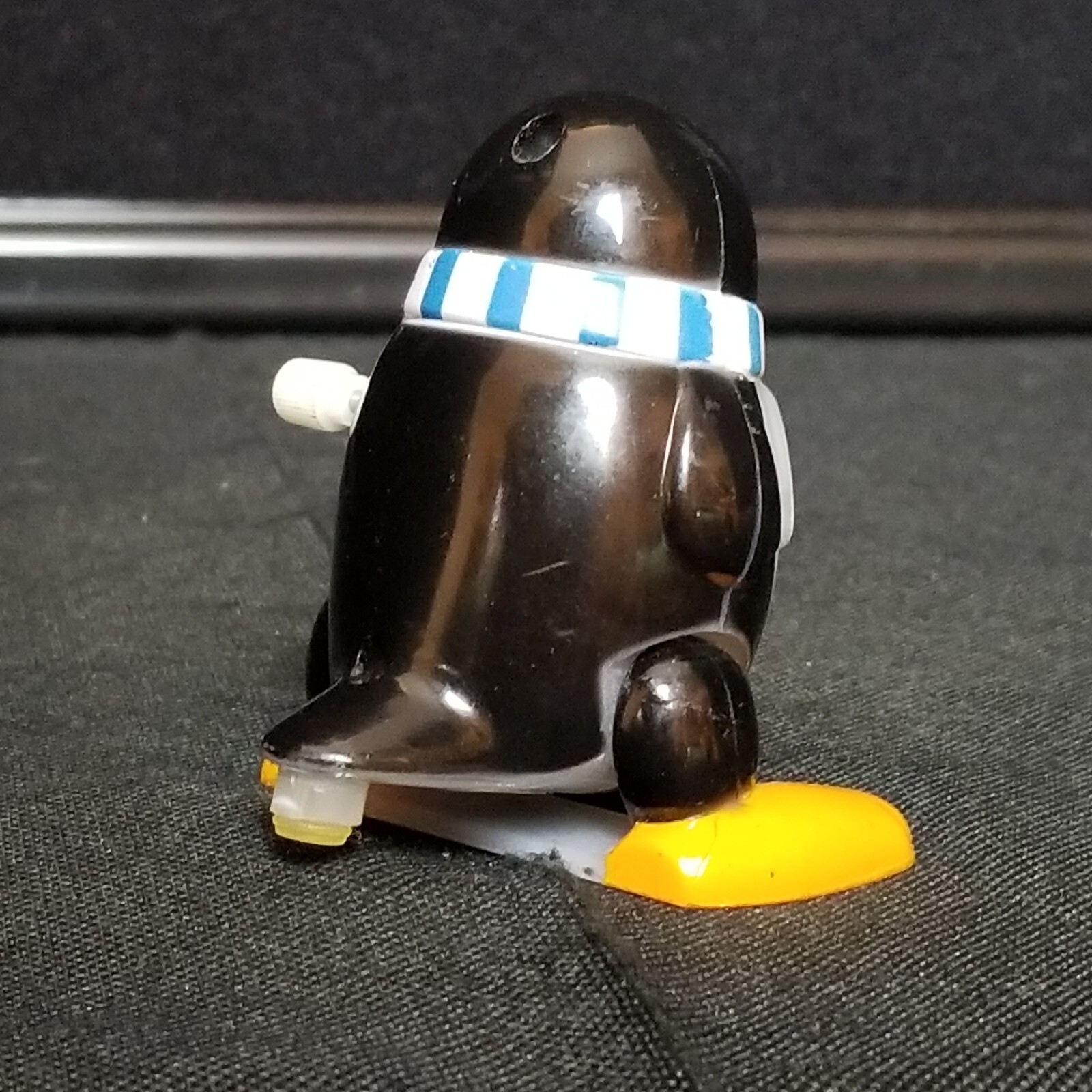 Z Wind Ups Peter The Backflipping Penguin RARE HTF