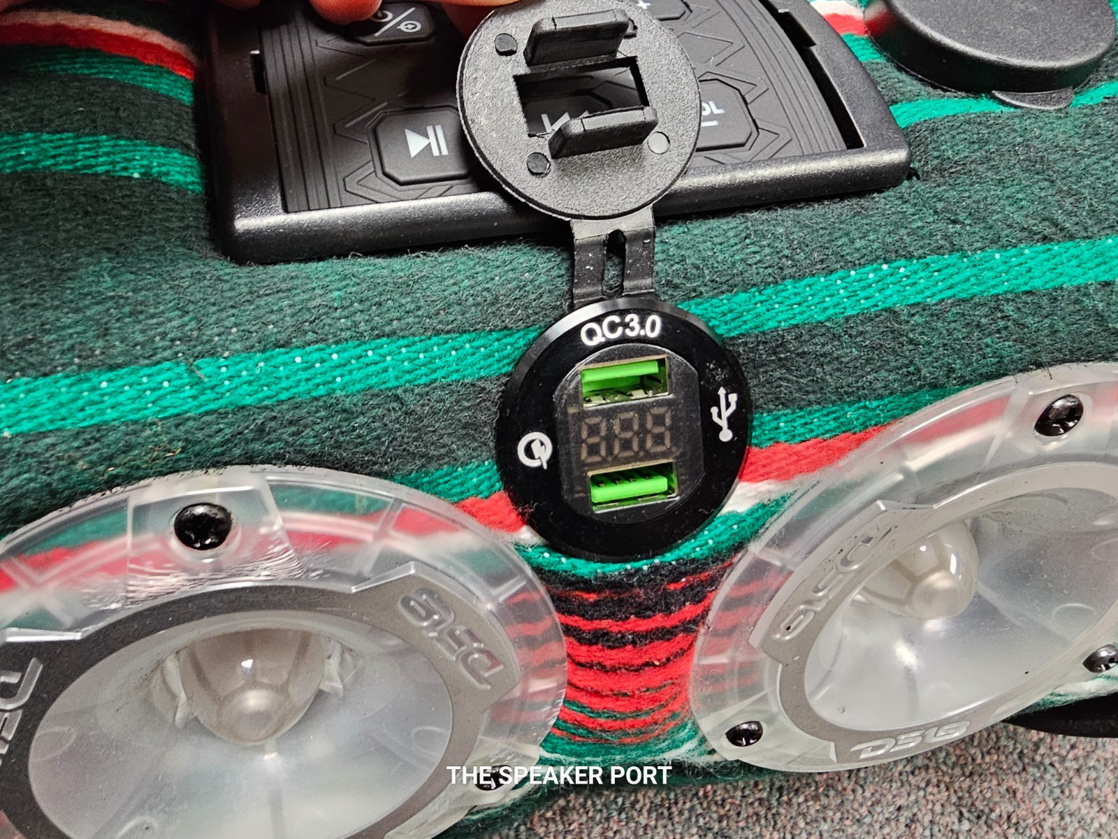 6" Bedroll - DS18 Marine Speakers, 2/2 Horn Tweeters, 1800W 4ch Amp, Bluetooth