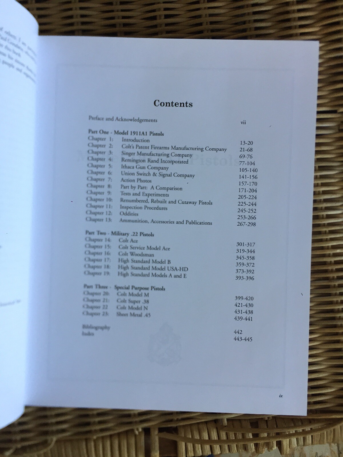 US Military Auotmatic Pistols 1920-1945 By Edward Scott Meadows 2009 Volume II