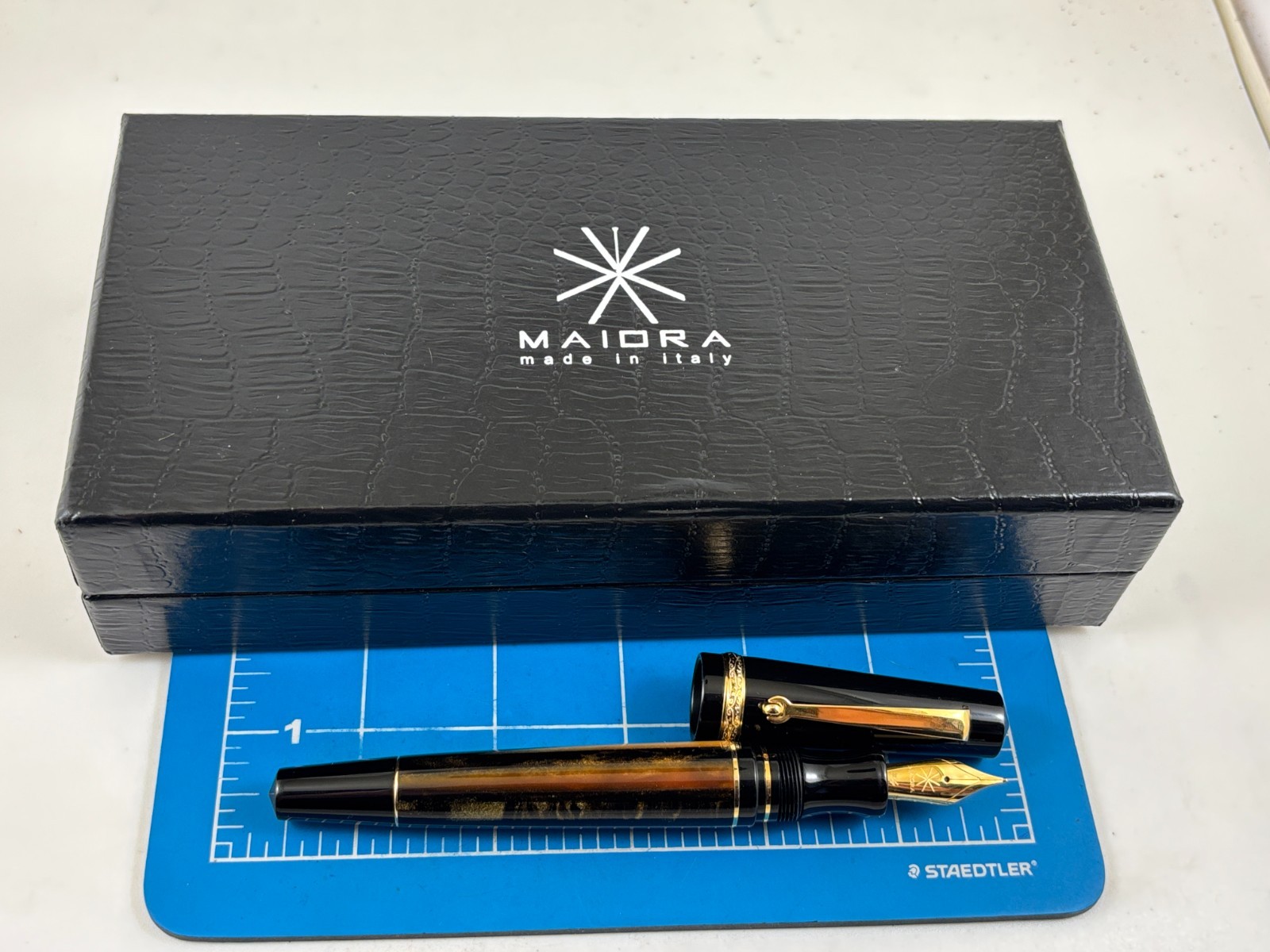 Judd's NEW Maiora Aventus Unica Black & Orange Fountain Pen w/Medium Nib