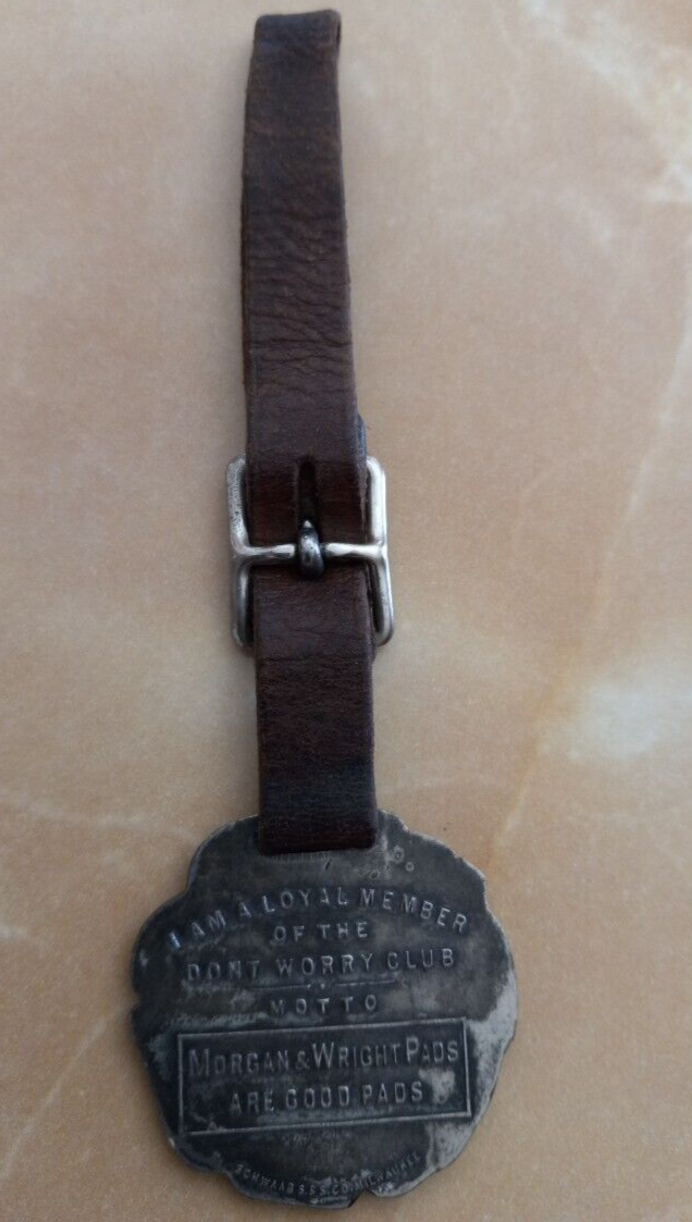 Vintage I AM A LOYAL MEMBER OF THE DONT WORRY CLUB ~ MOGAN&WRIGHT PADS Watch Fob