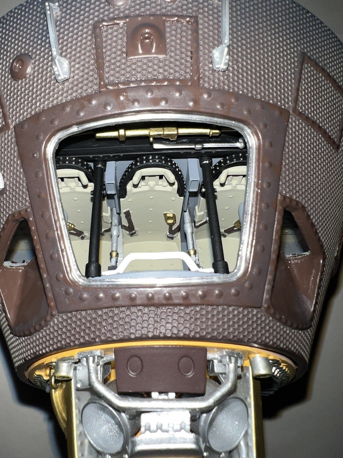 NEW 1/25 Daron Executive NASA Apollo 11 Spacecraft Capsule Command Module Model