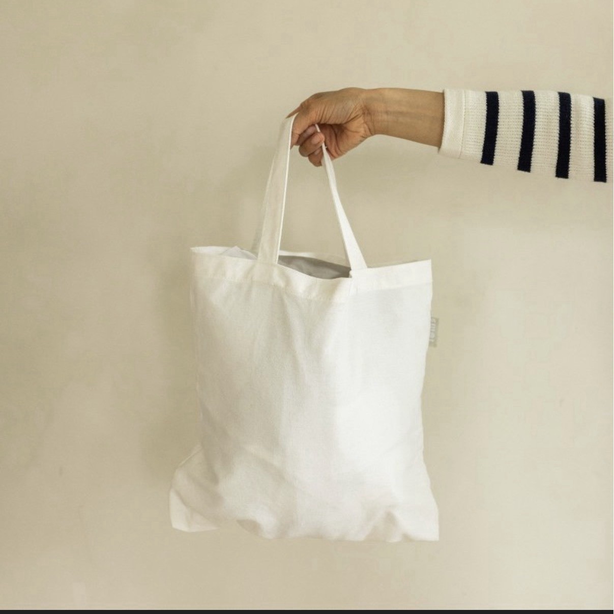 SMOL Air Fort Inflatable Mushroom Tent Kids Play Fort Beige Polka Dot NEW Sealed