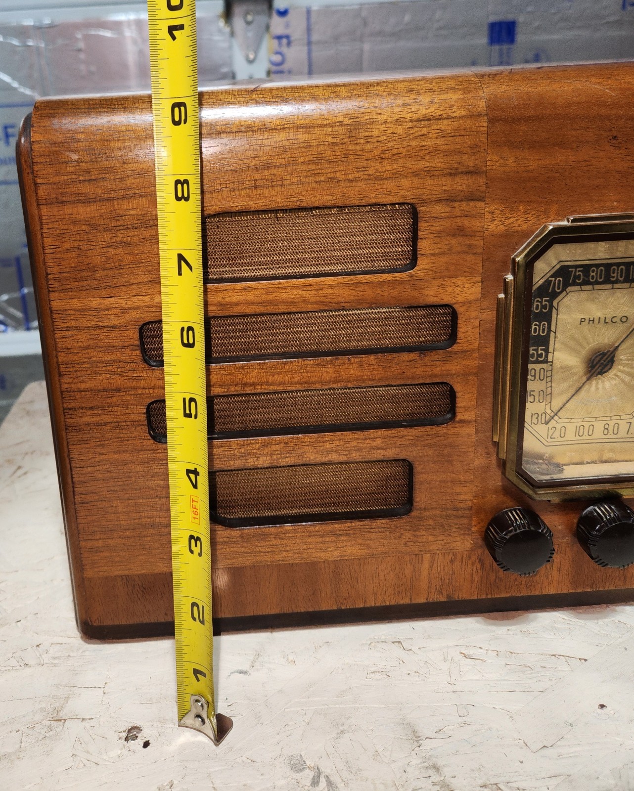 PHILCO Art Deco Table Top Radio ~ Model 38-17 ~ 1938 ~ WOODEN Cabinet