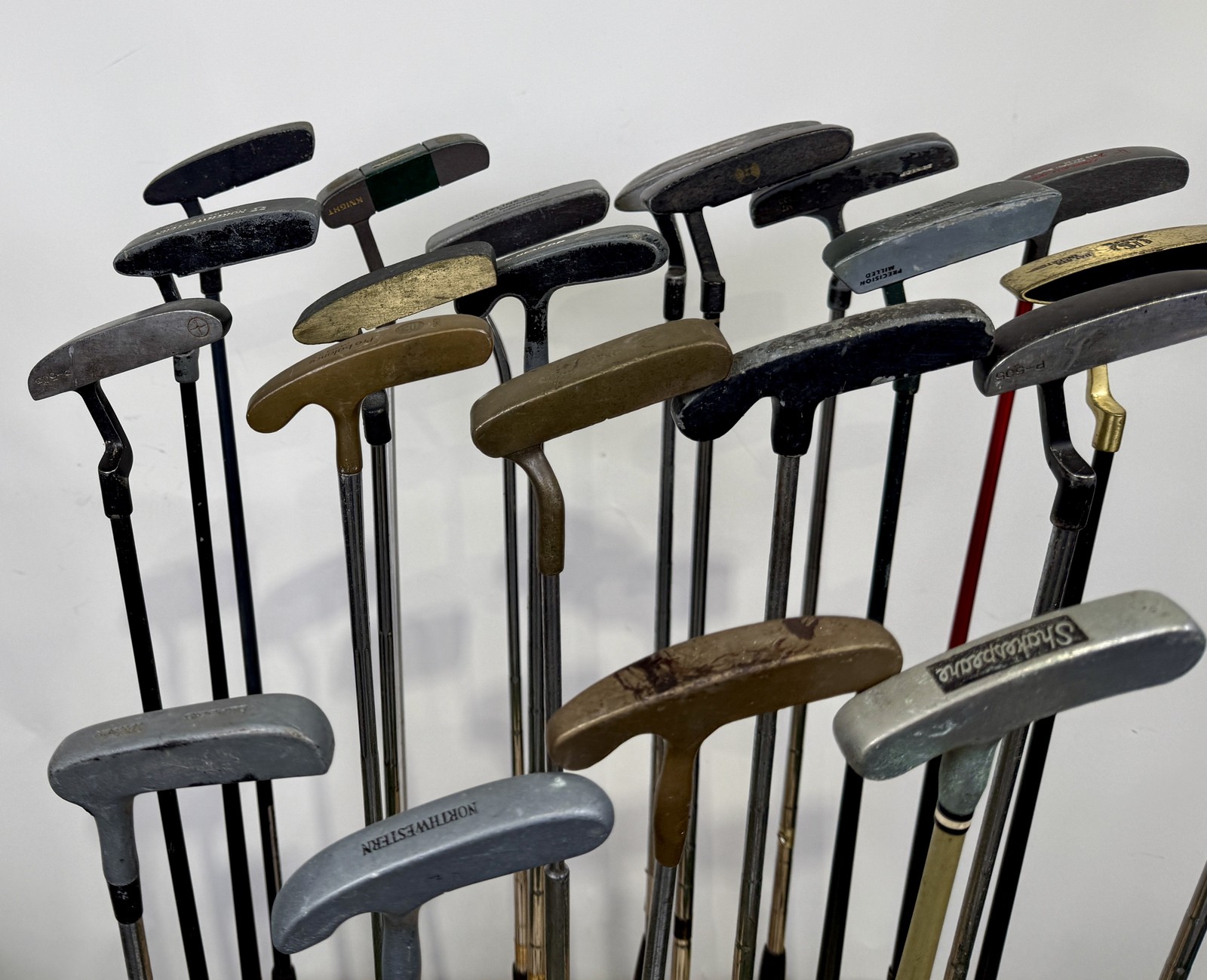 Wholesale Lot of 50 Golf Clubs - Putters Assorted Brands