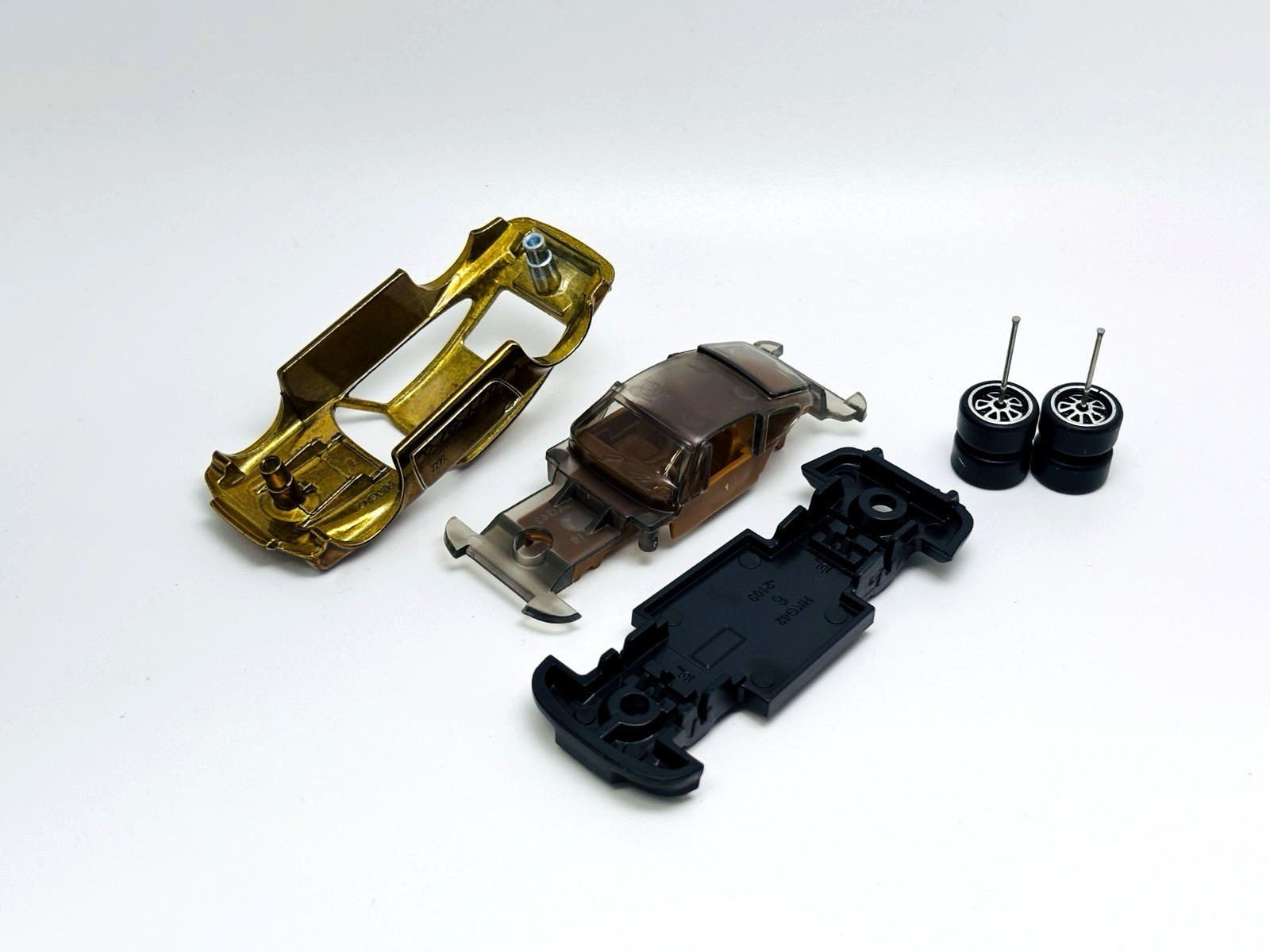 2026 Hotwheels Super Treasure Hunt STH Porsche 911 Carrera RS 2.7 Un-spun Loose