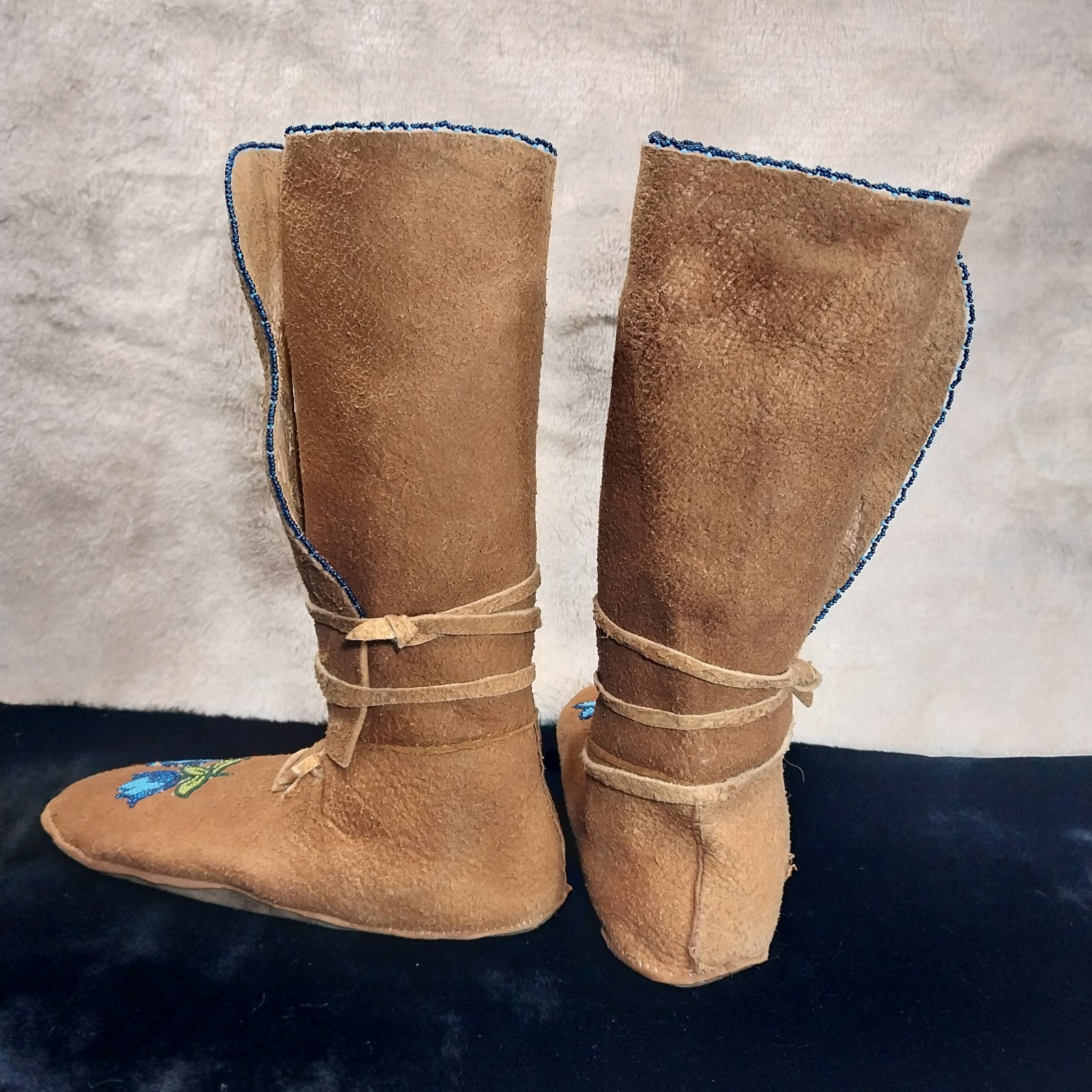 NATIVE AMERICAN BEADED MOCCASINS, MIDCALF HEIGHT, Women's Size 7 MADE IN THE USA