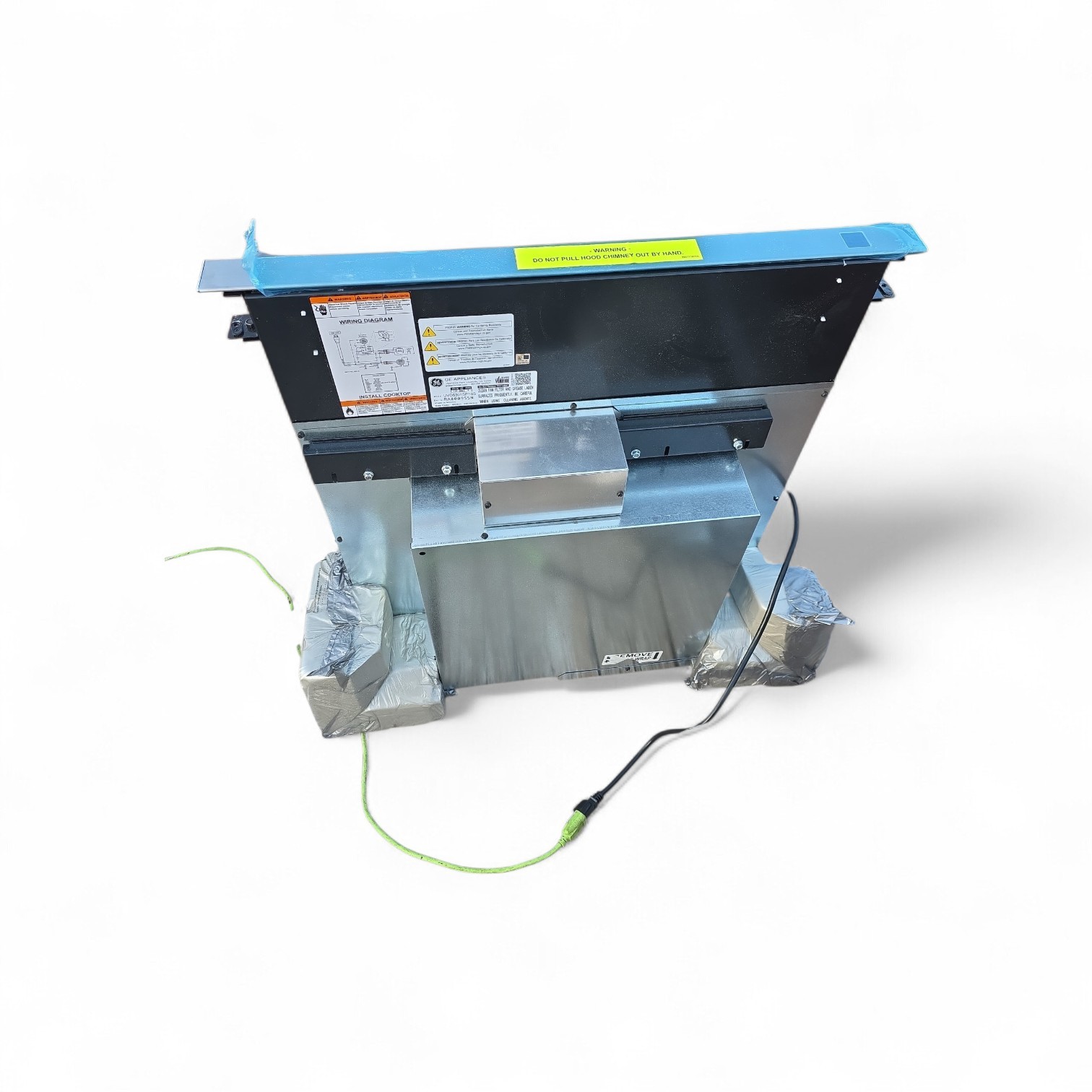 GE 36 in. Telescopic Downdraft System in Stainless Steel And Black UVD6361SPSS