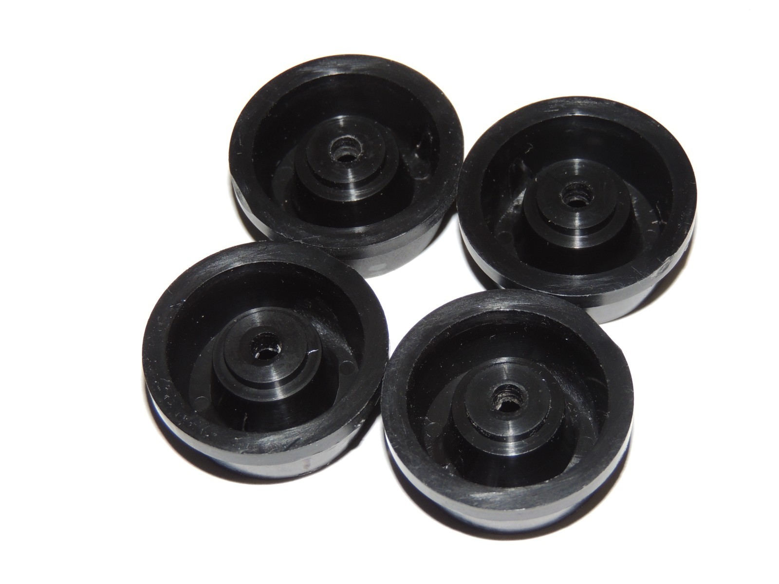 Sansui TU-719 TU-717 AU-719 AU-717 Set of 4 Base Feet & Screws 5507070