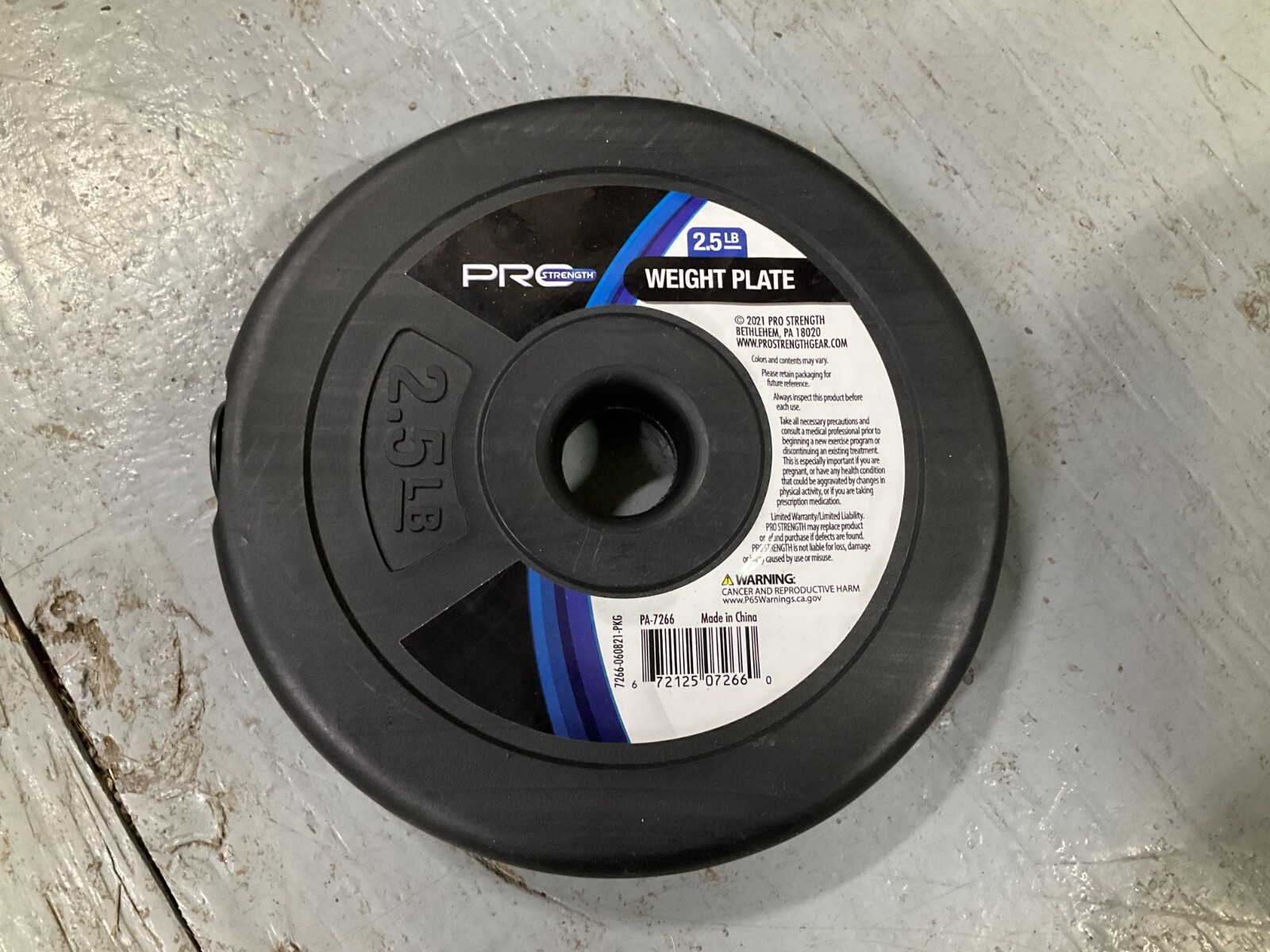 New 2.5 LB WEIGHT PLATE 1" HOLE Pro Strength Weight Home Gym (1)