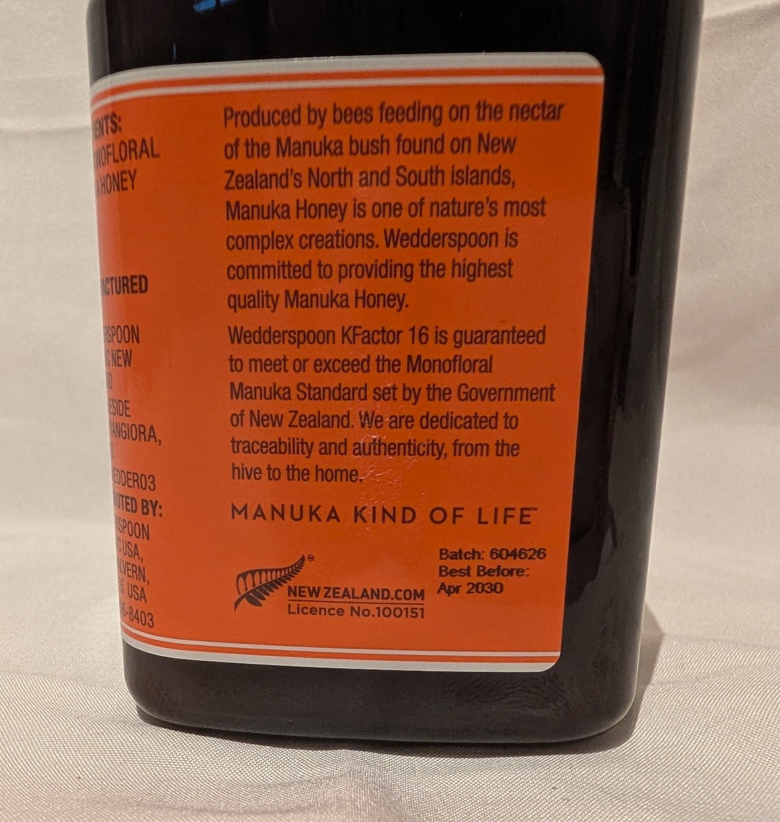 ​Wedderspoon Raw Monofloral Manuka Honey KFactor 16, 1.1 lb (500 g) - NEW