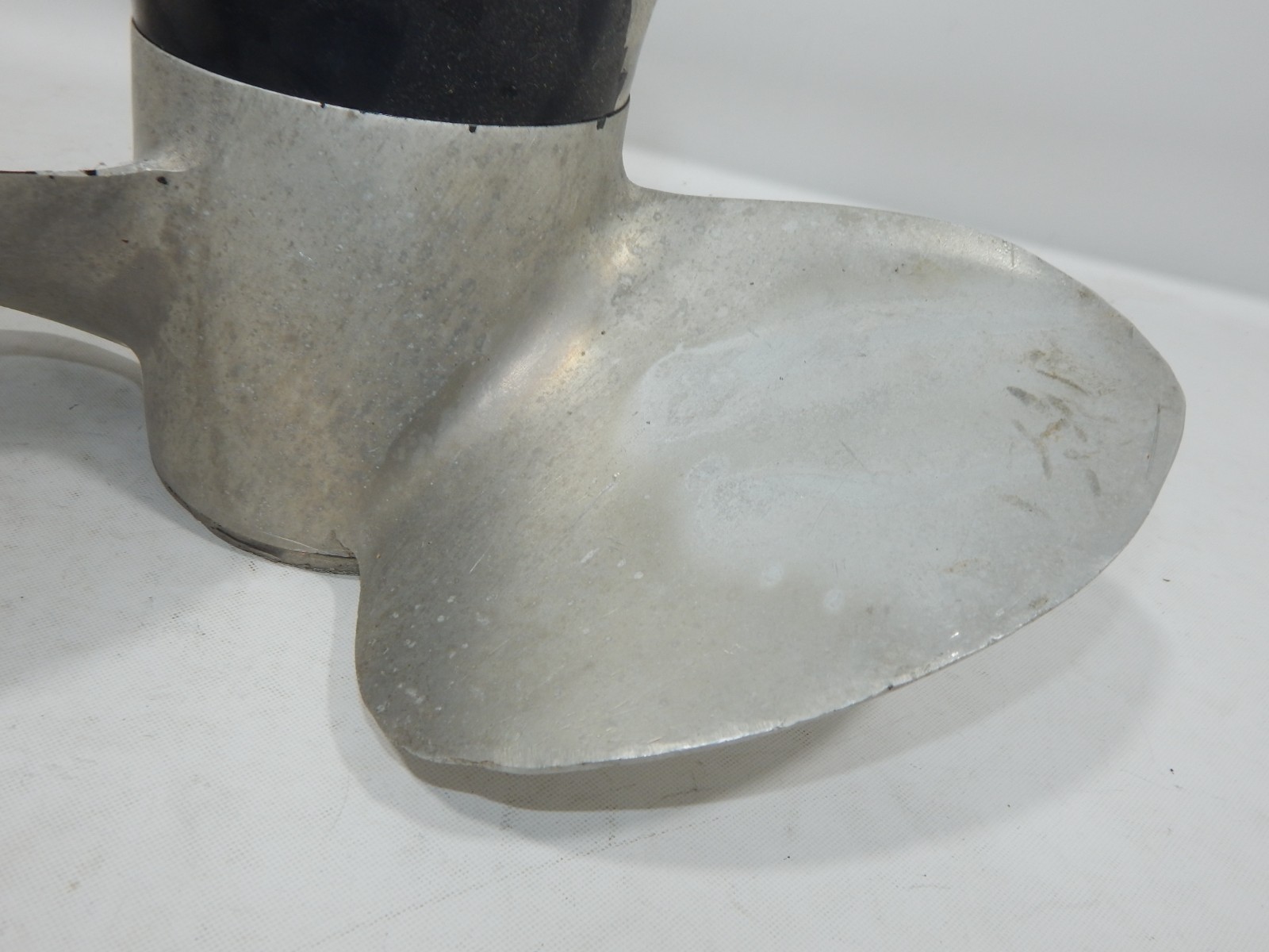 Aluminum Michigan Wheel Propeller 031036 15.75 x 17 - 15 Spline Mercury SMC376