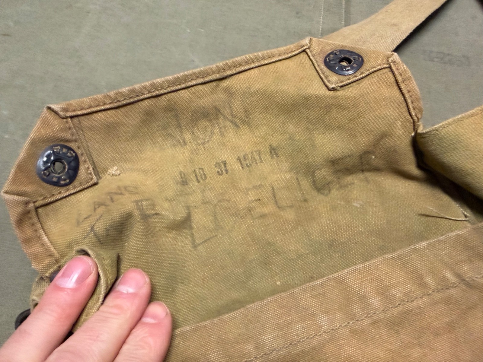 ORIGINAL WWI US ARMY M1917 SBR GAS MASK CARRY BAG-NAMED