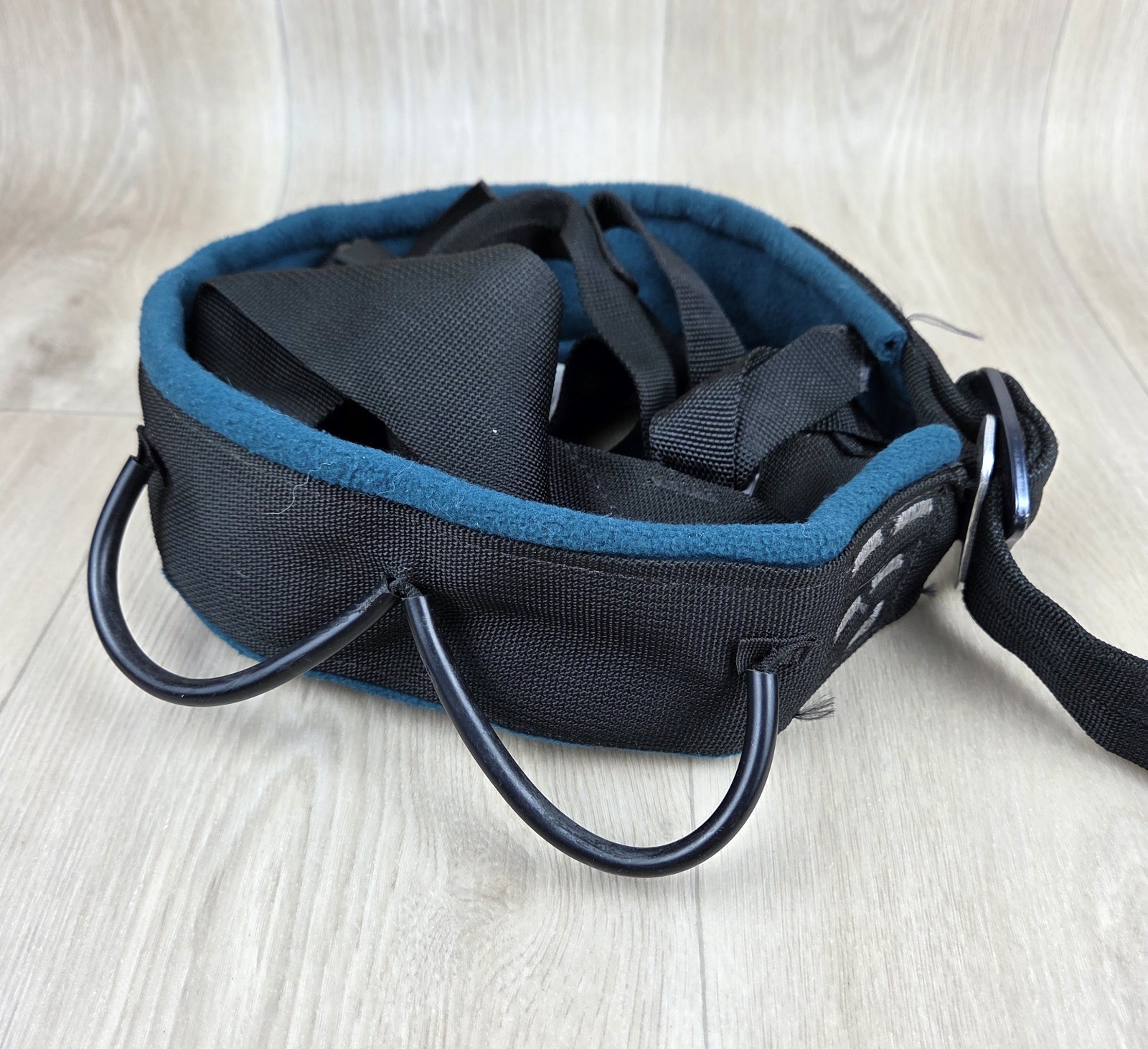 Black Diamond Bod Sit Harness MEDIUM Black & Blue Made in USA Rock Climbing Gear