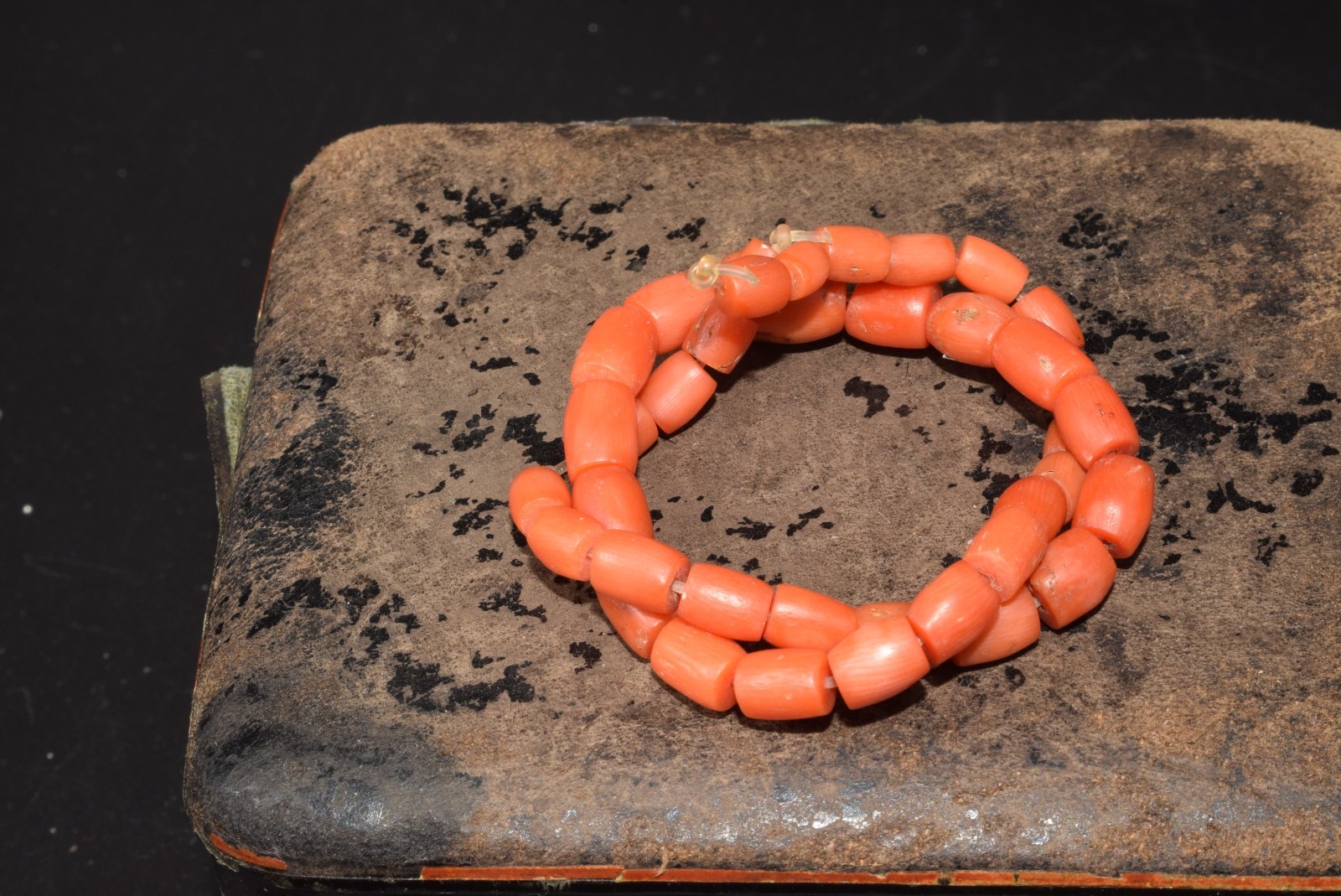 UNDYED Antique BEAD CORAL salmon VTG Mediterranean TIBETAN Japan Mala dZi Chung