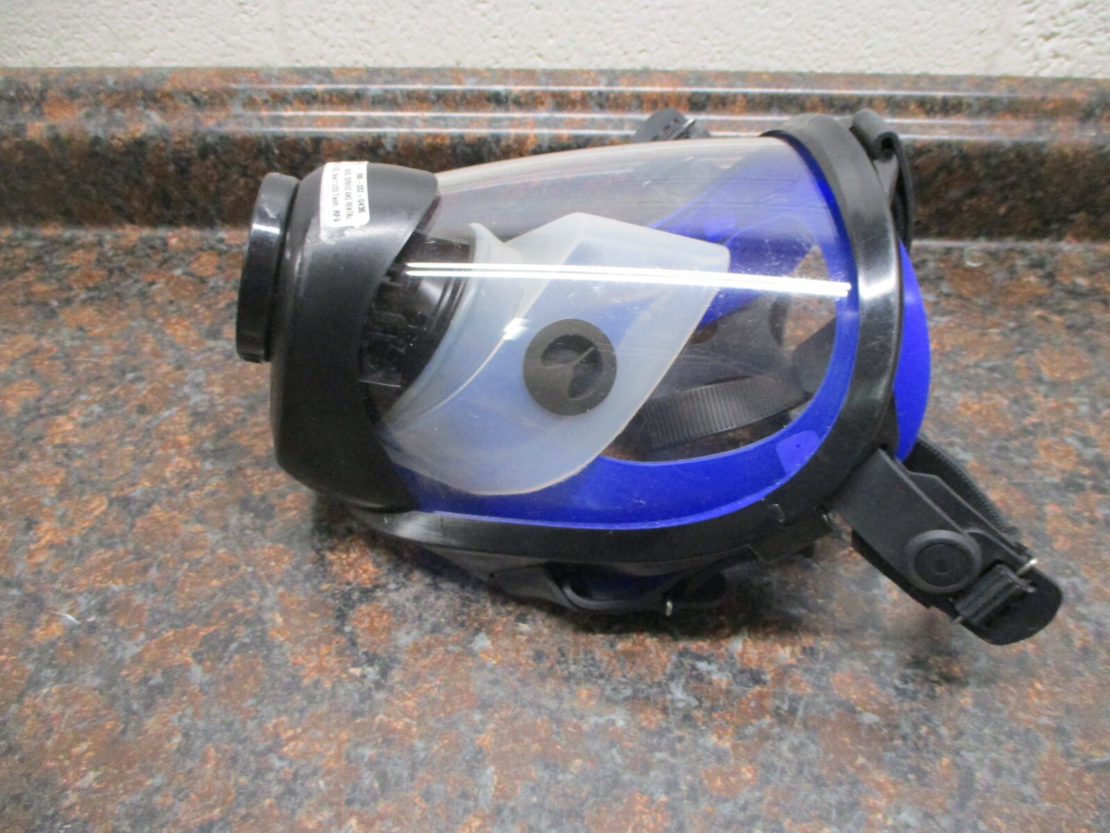 SURVIVAIR AIR 202010 MASK Respirator SCBA Firefighter Hazmat FREE SHIPPING