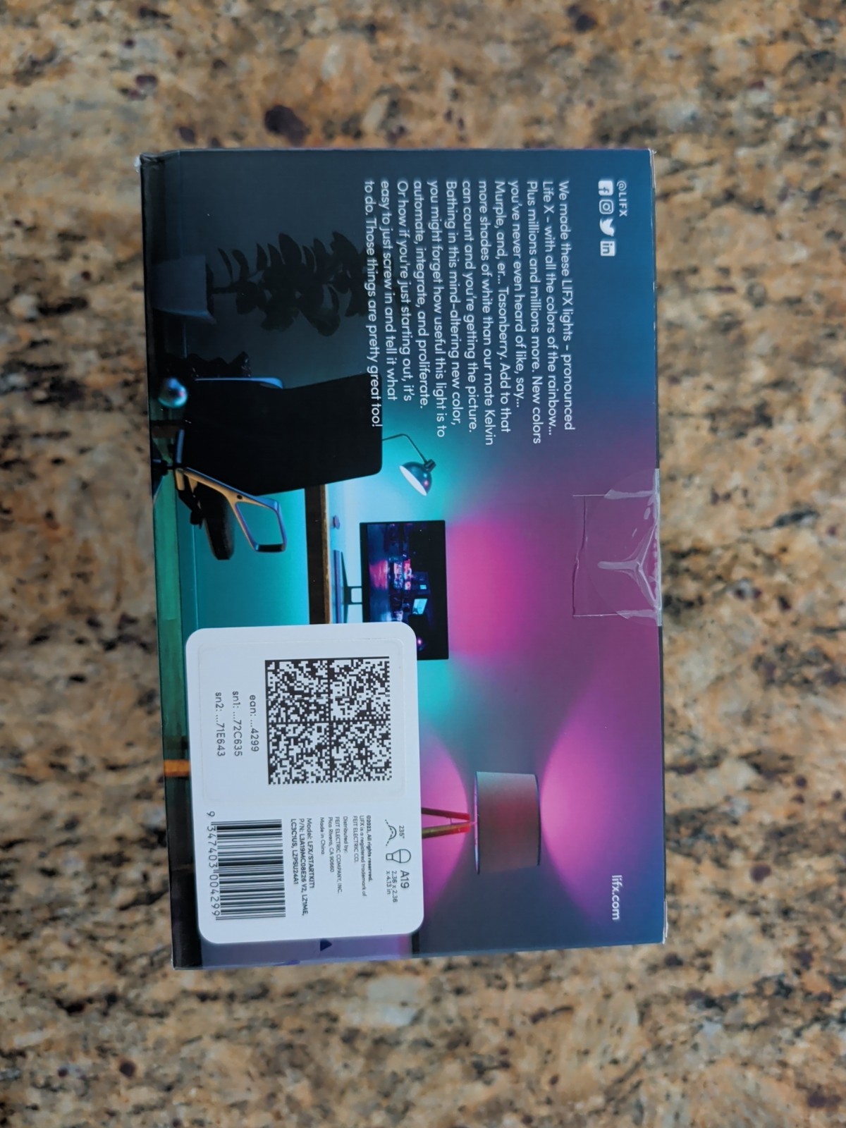 Lifx LFX/STARTKIT1 Smart LED Bulbs & Strip Kit, Alexa/Google/HomeKit Compatible