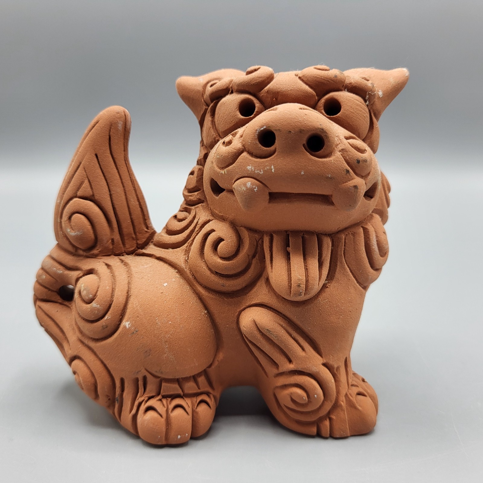Set of 2 Okinawan Shisa Foo Dog Guardian Lions Figurines Terra Cotta Clay 3.5"