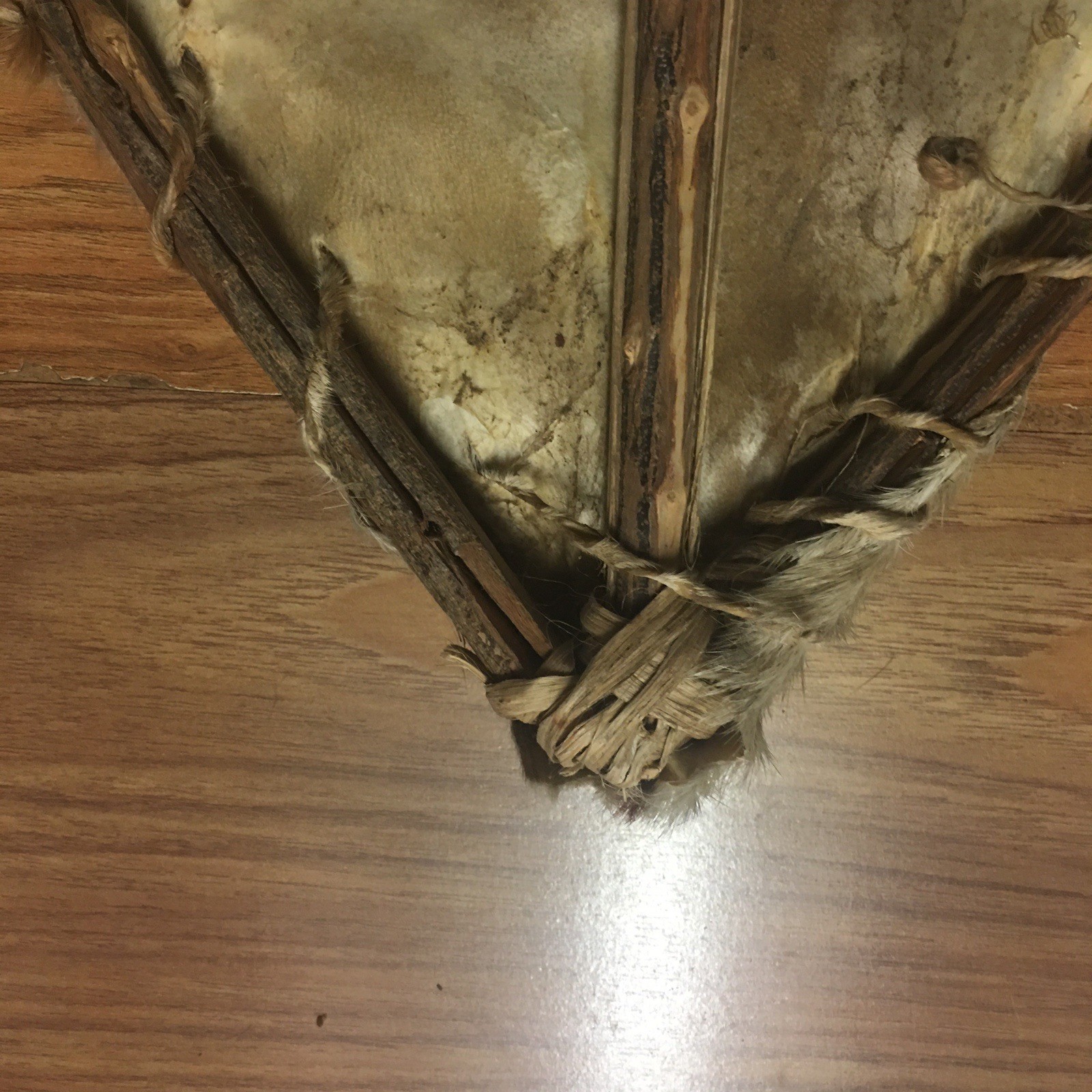 African Maasai Cowhide Shield And Knife Tribal Kenya Ethnic Painted Masai 30x16”