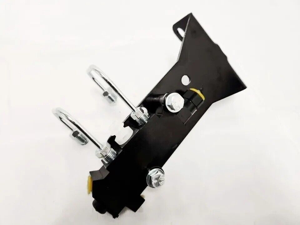 GM Disc/Disc Proportioning Valve for 1/2-20, 9/16-18 Outlet, Bottom Mount BLACK