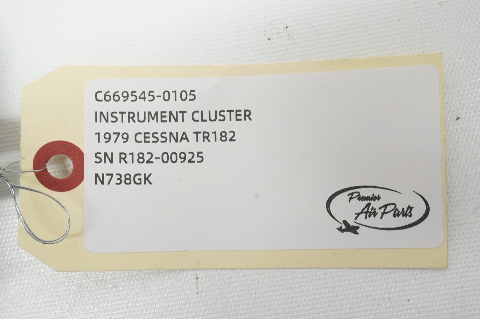 Cessna TR182 Instrument Cluster P/N: C669545-0105