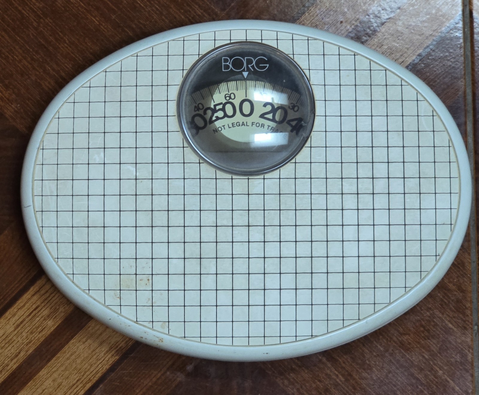 11" Tall Borg Small Feet Oval Bathroom Scale Bubble Viewer White Lines 280lbs