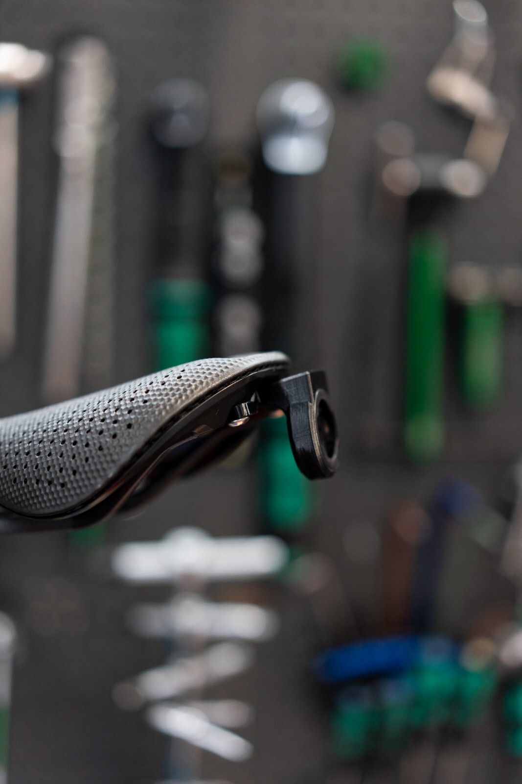 3D Print Garmin Varia Saddle Seat Mount For Specialized SWAT Saddle Selle Italia