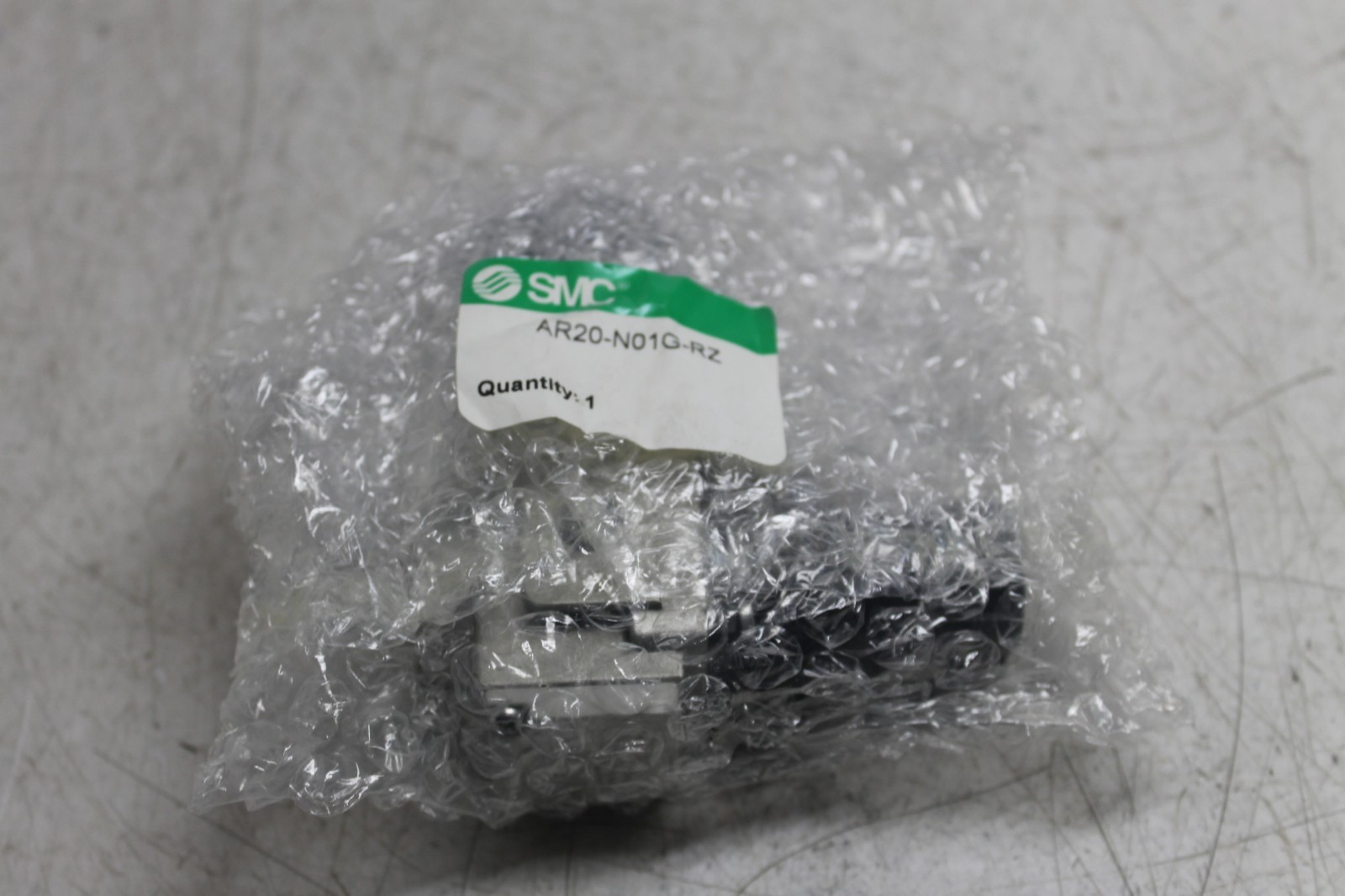 Smc Ar20-n01g-rz Pneumatic Pressure Regulator 0-160psi 1/8" NPT