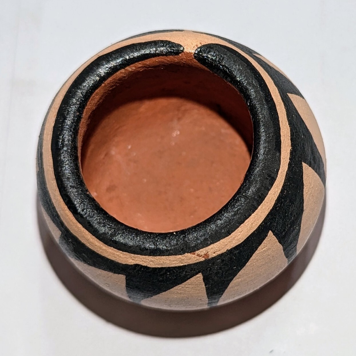 Vtg Native American Mini Pottery x2 Kewa & Jemez Pueblo Signed Lovato & Chinana